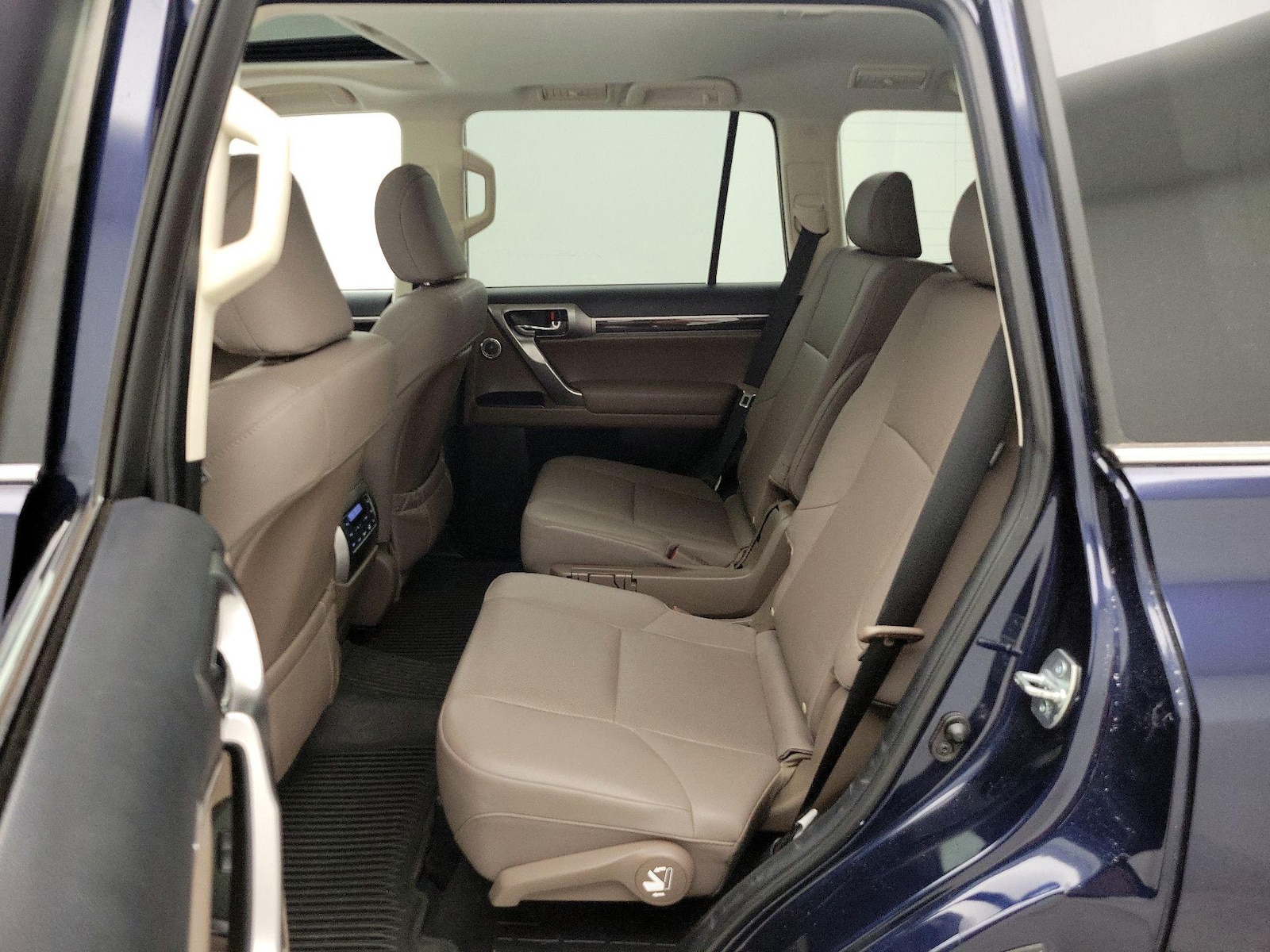 Rear Air Conditioning