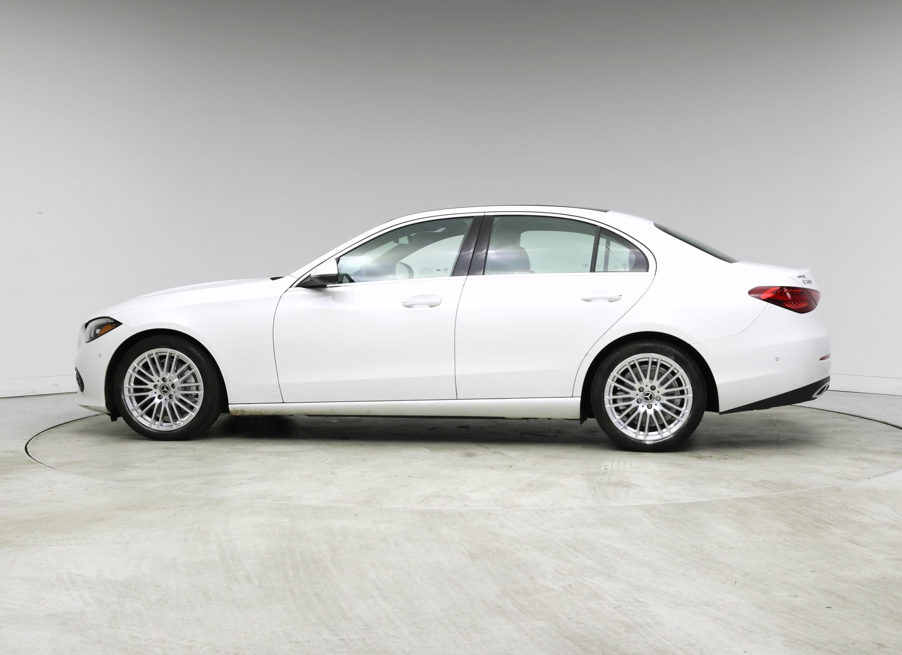 Thumbnail: 2023 Mercedes-Benz C-Class - 3