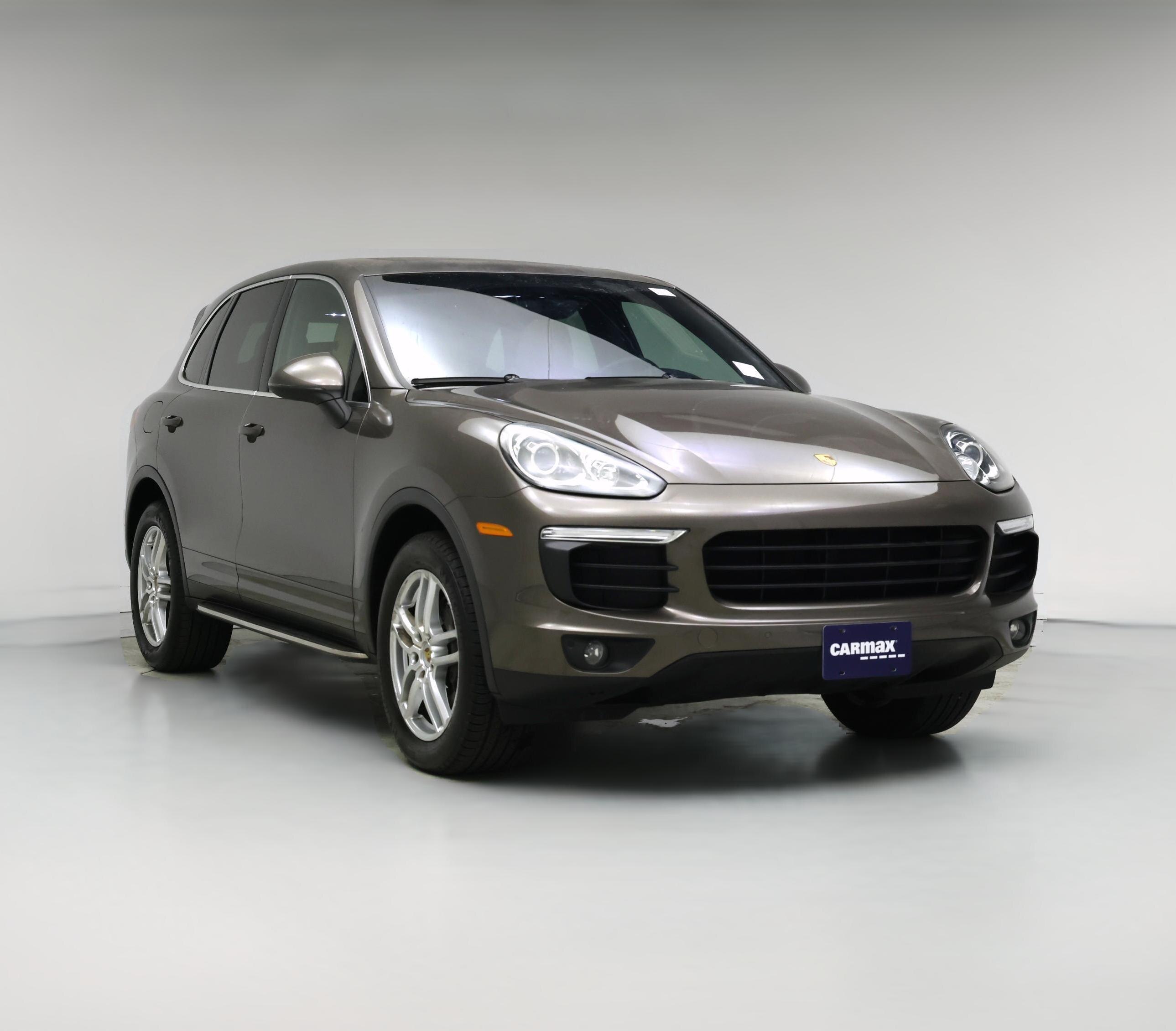 Thumbnail: 2016 Porsche Cayenne - 1