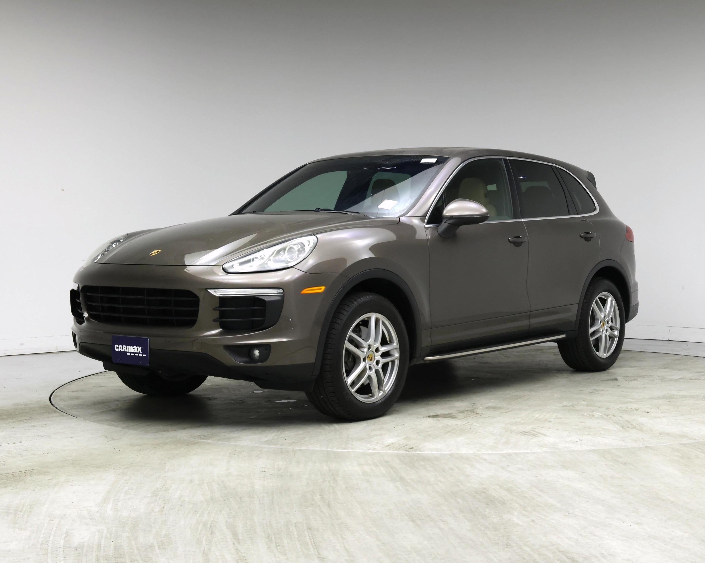Thumbnail: 2016 Porsche Cayenne - 4