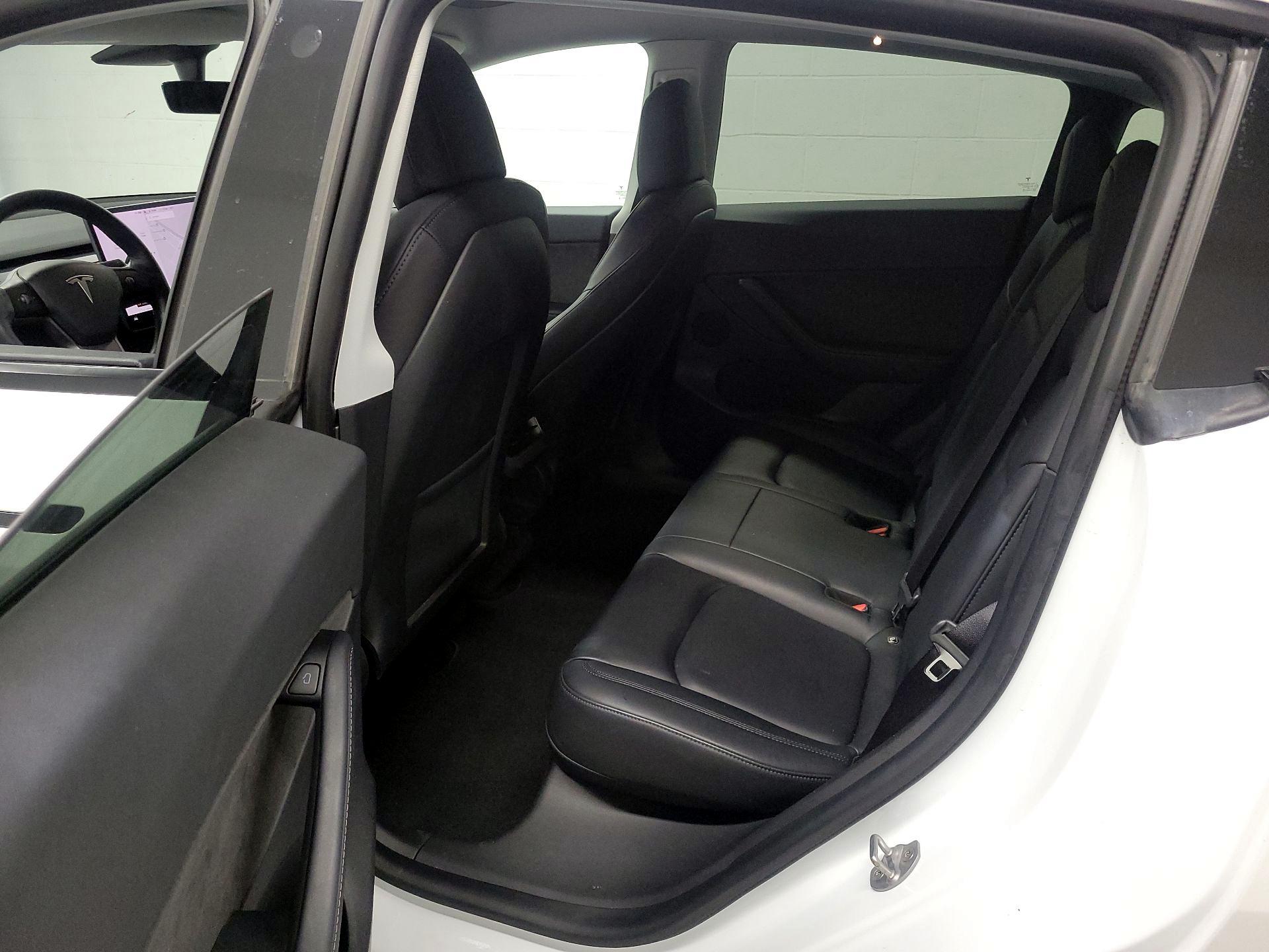 Thumbnail: 2021 Tesla Model Y - 19