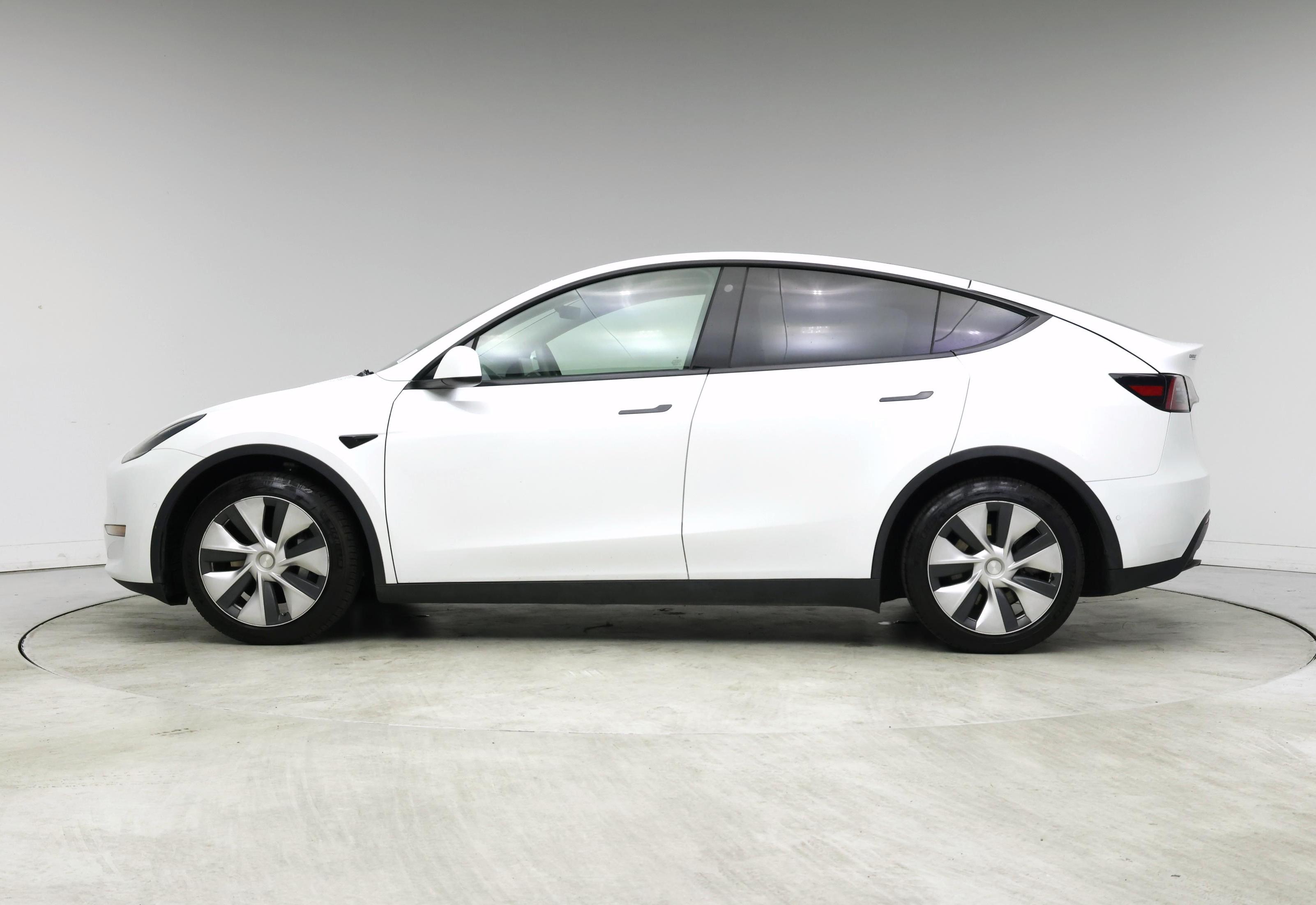 Thumbnail: 2021 Tesla Model Y - 3