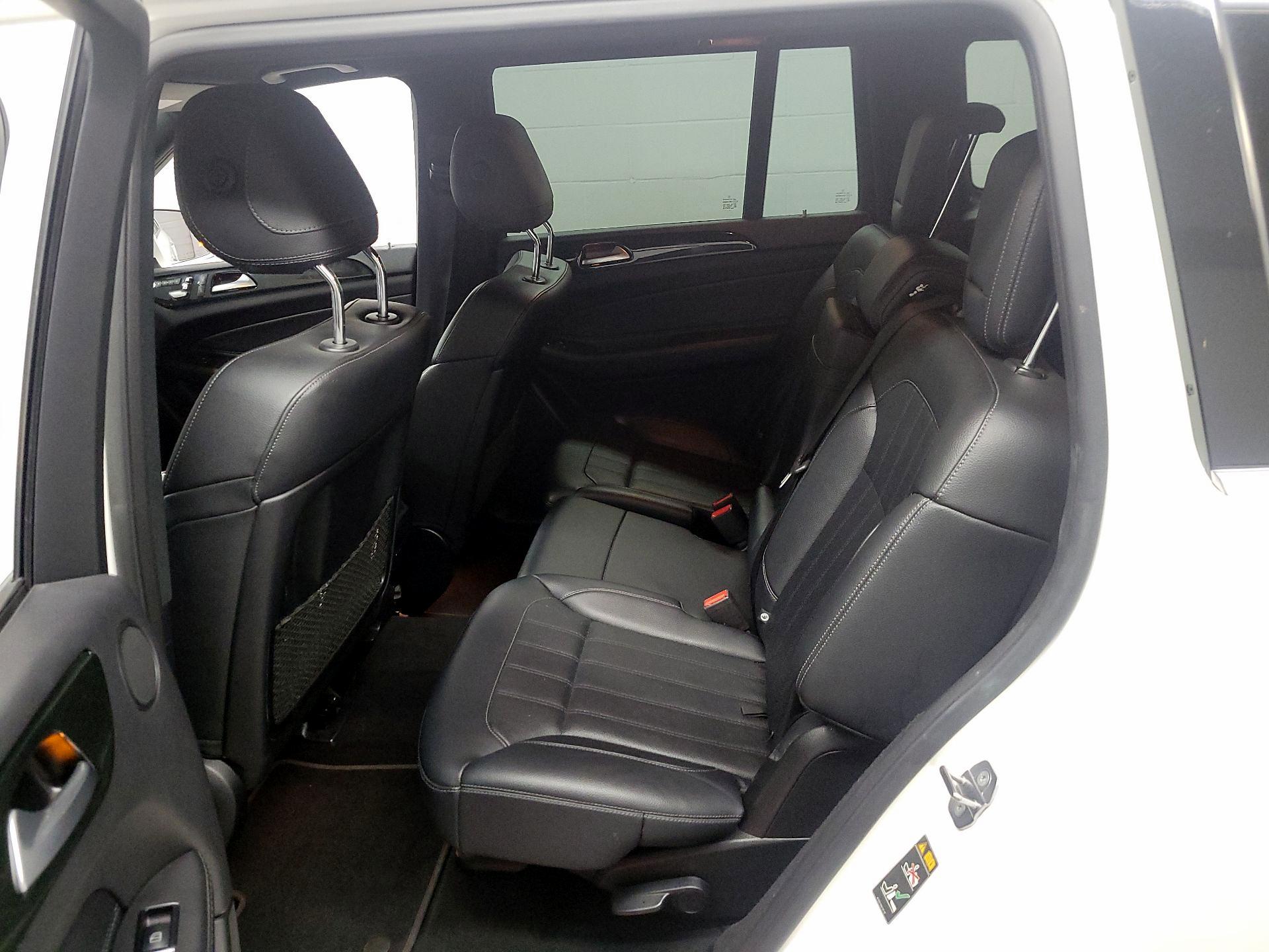 Thumbnail: 2019 Mercedes-Benz GLS - 17