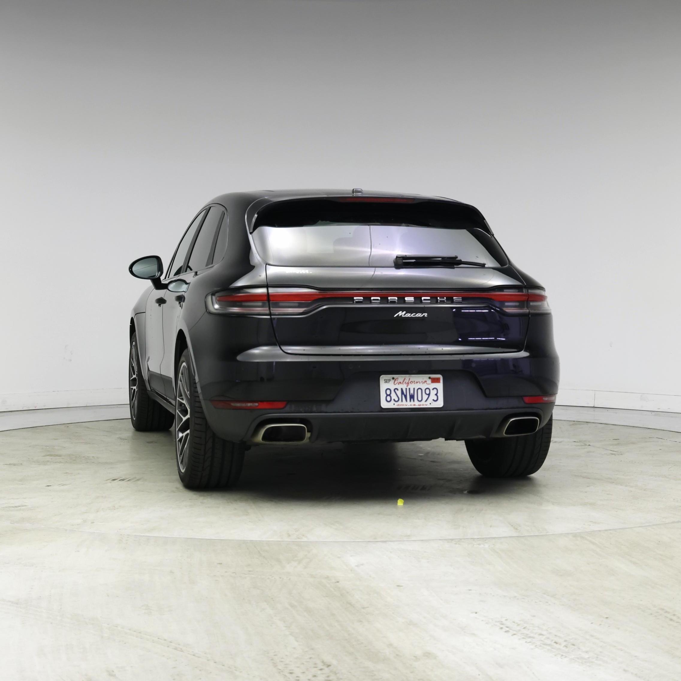 Thumbnail: 2020 Porsche Macan - 6