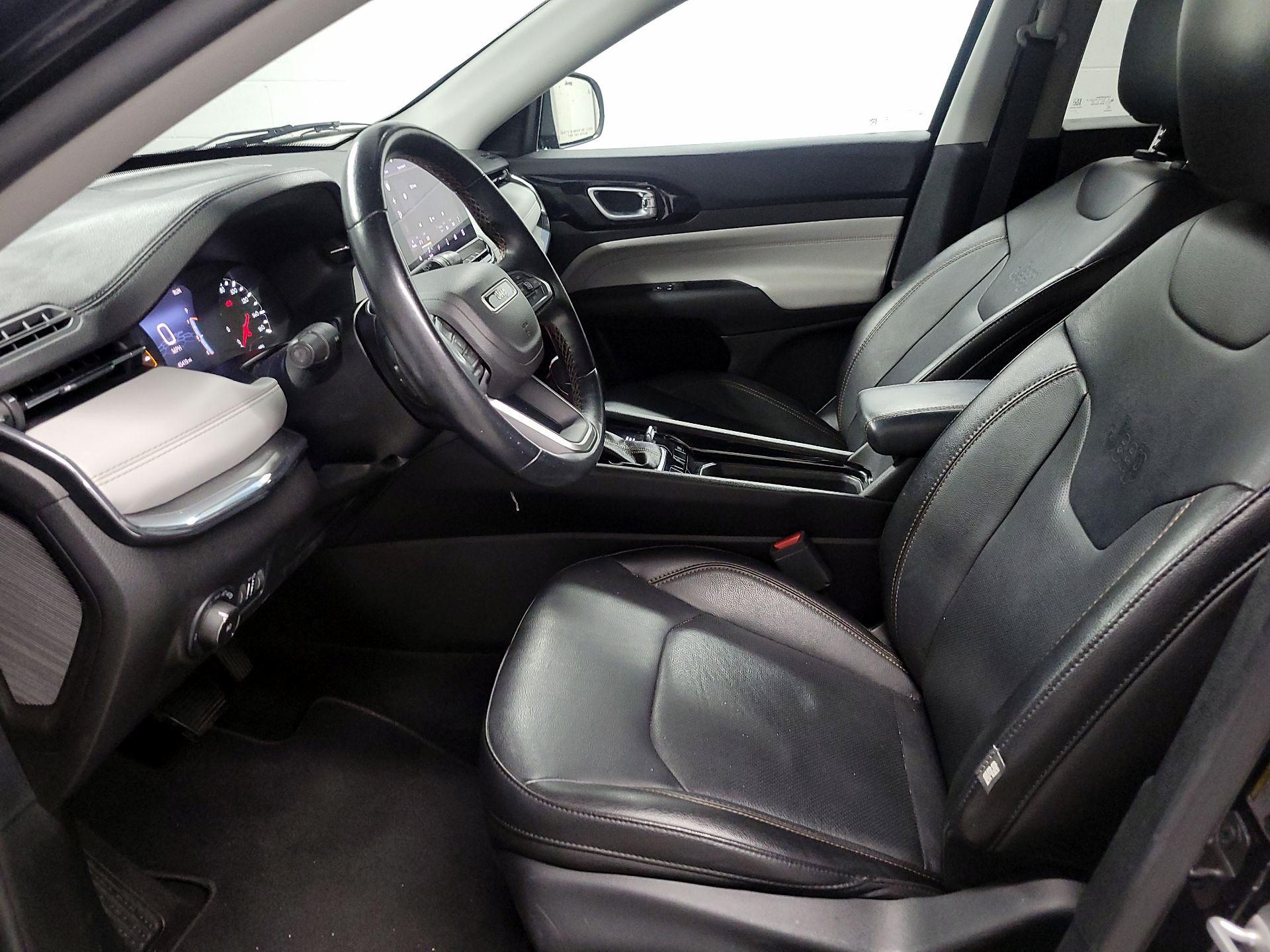 Thumbnail: 2022 Jeep Compass - 11