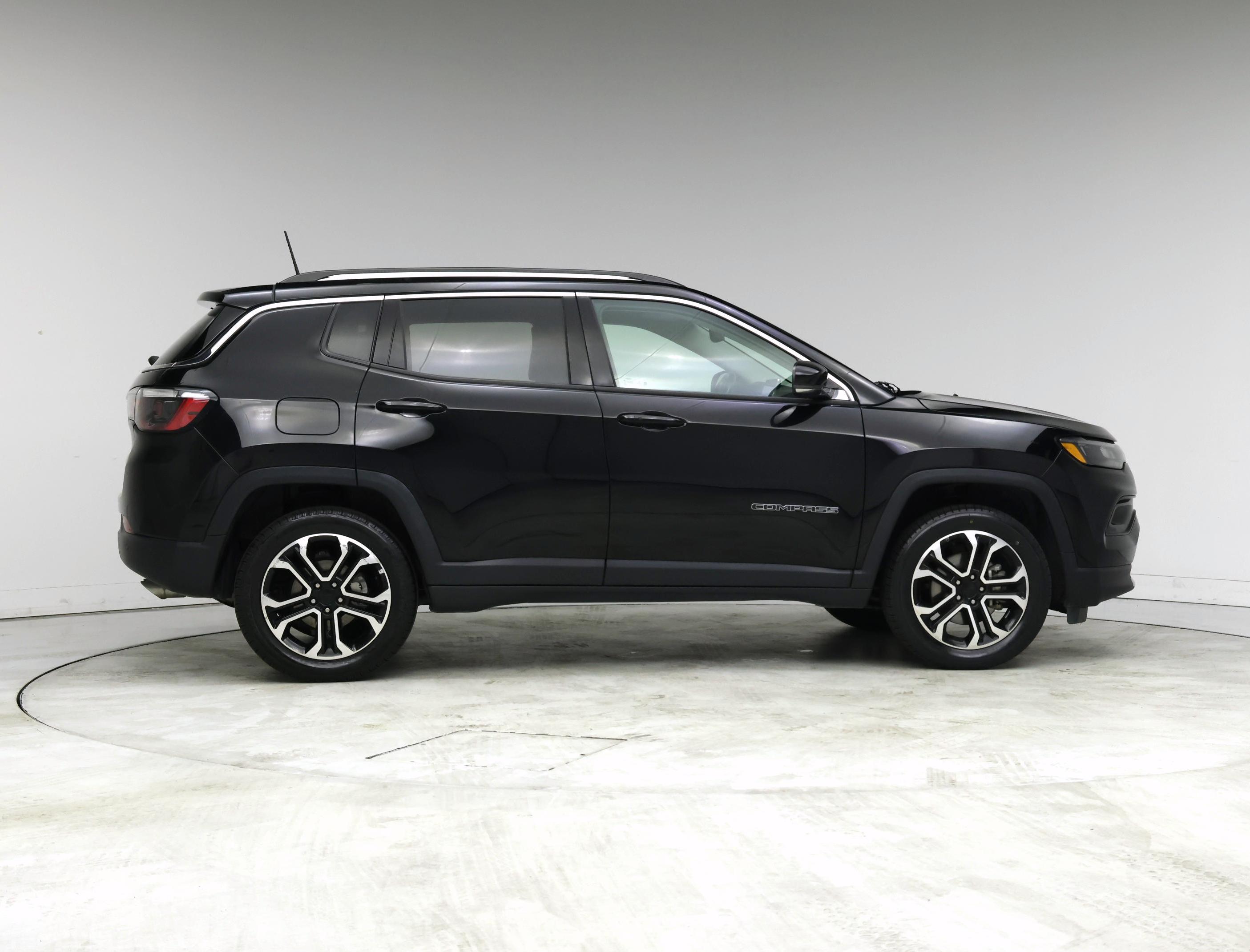 Thumbnail: 2022 Jeep Compass - 7
