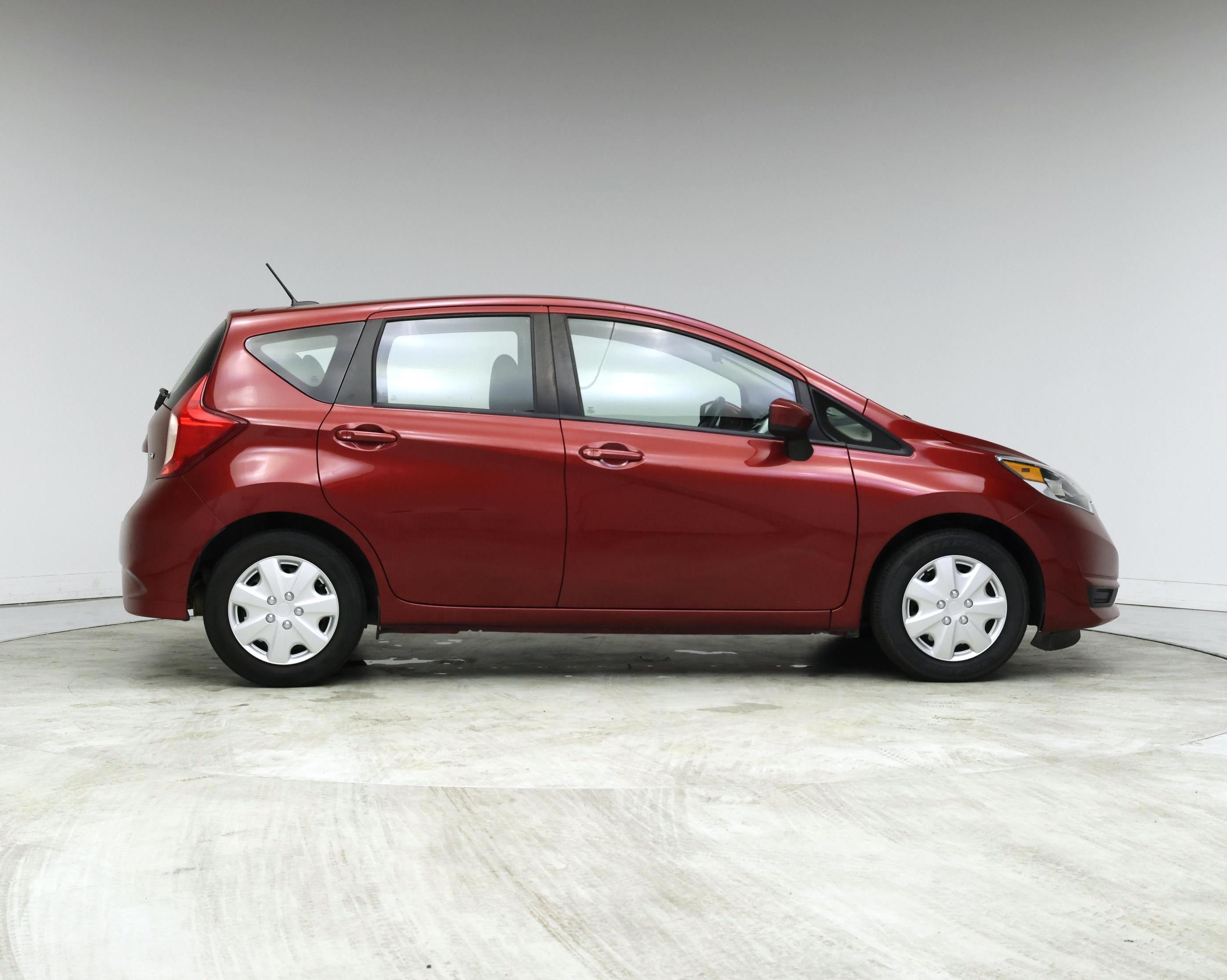 Thumbnail: 2017 Nissan Versa Note - 7