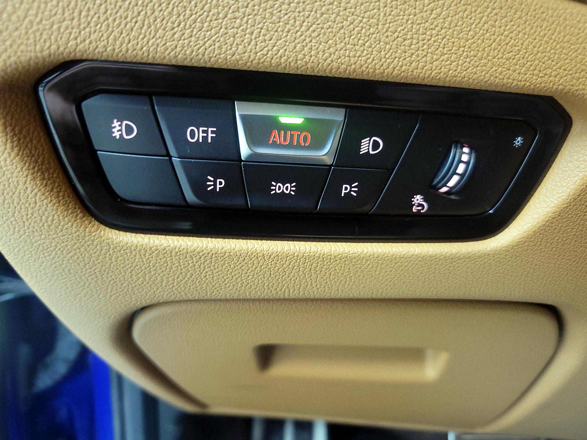 Thumbnail: 2021 BMW 3 Series - 13