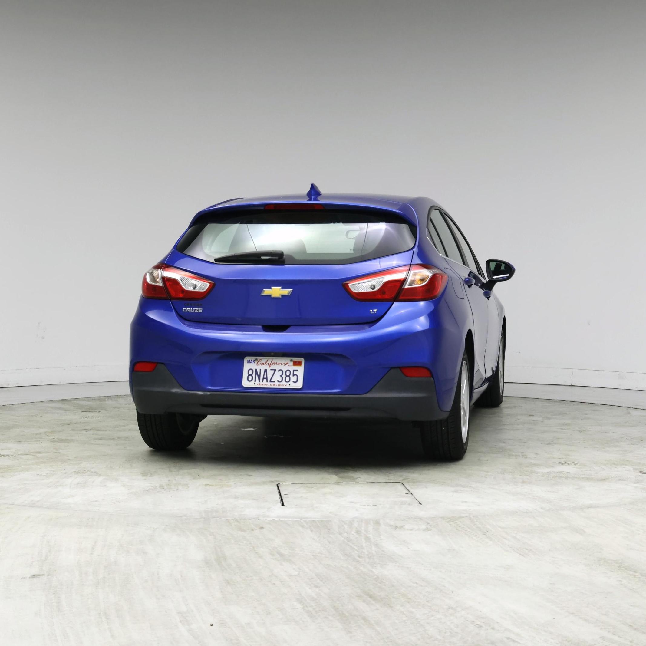 Thumbnail: 2018 Chevrolet Cruze - 6