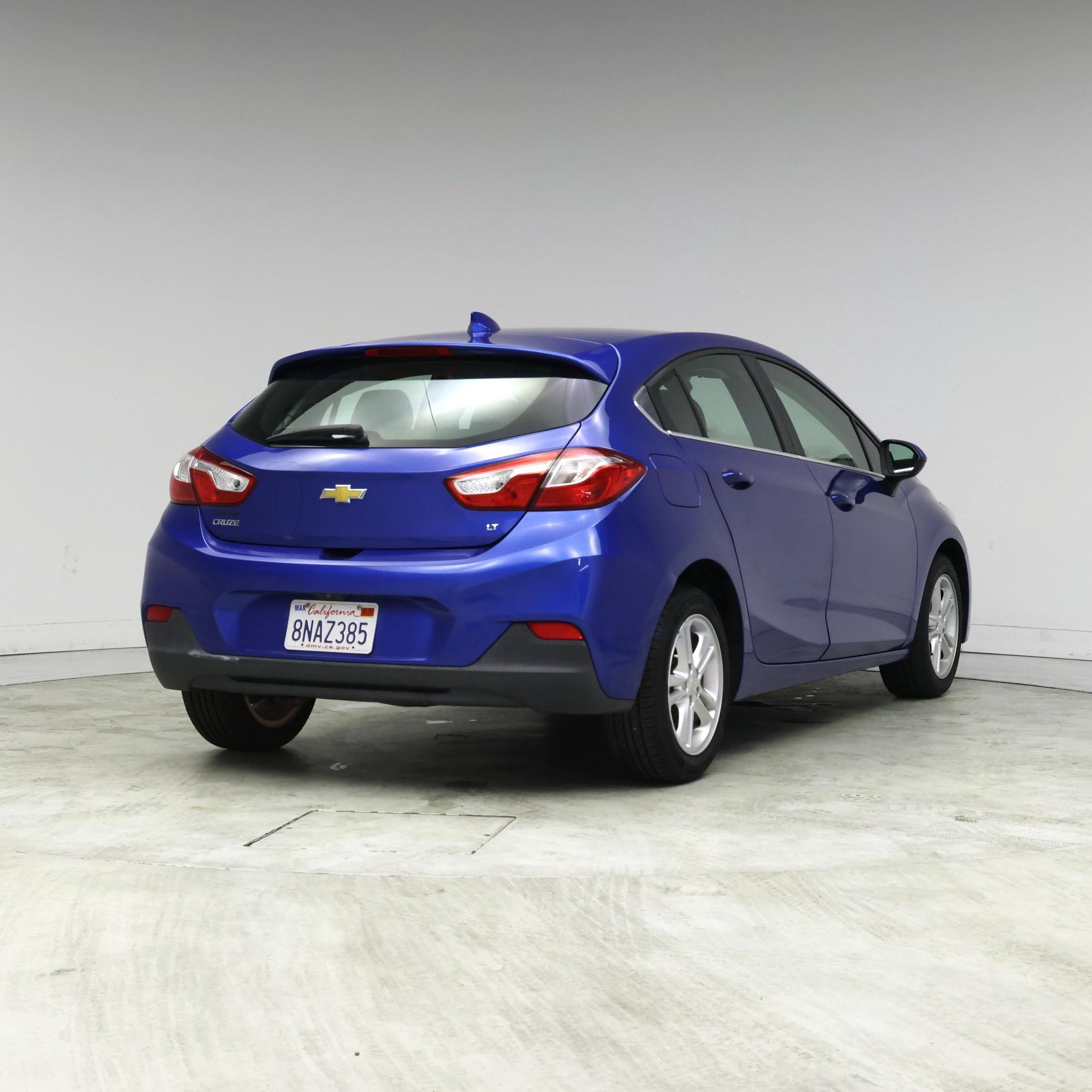 Thumbnail: 2018 Chevrolet Cruze - 8