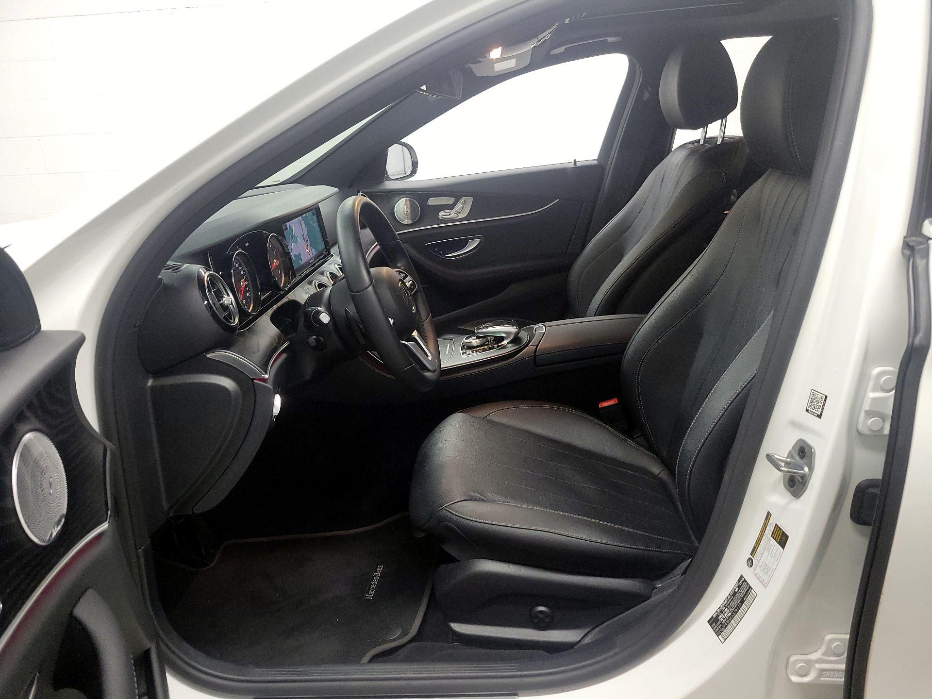 Thumbnail: 2019 Mercedes-Benz E-Class - 11