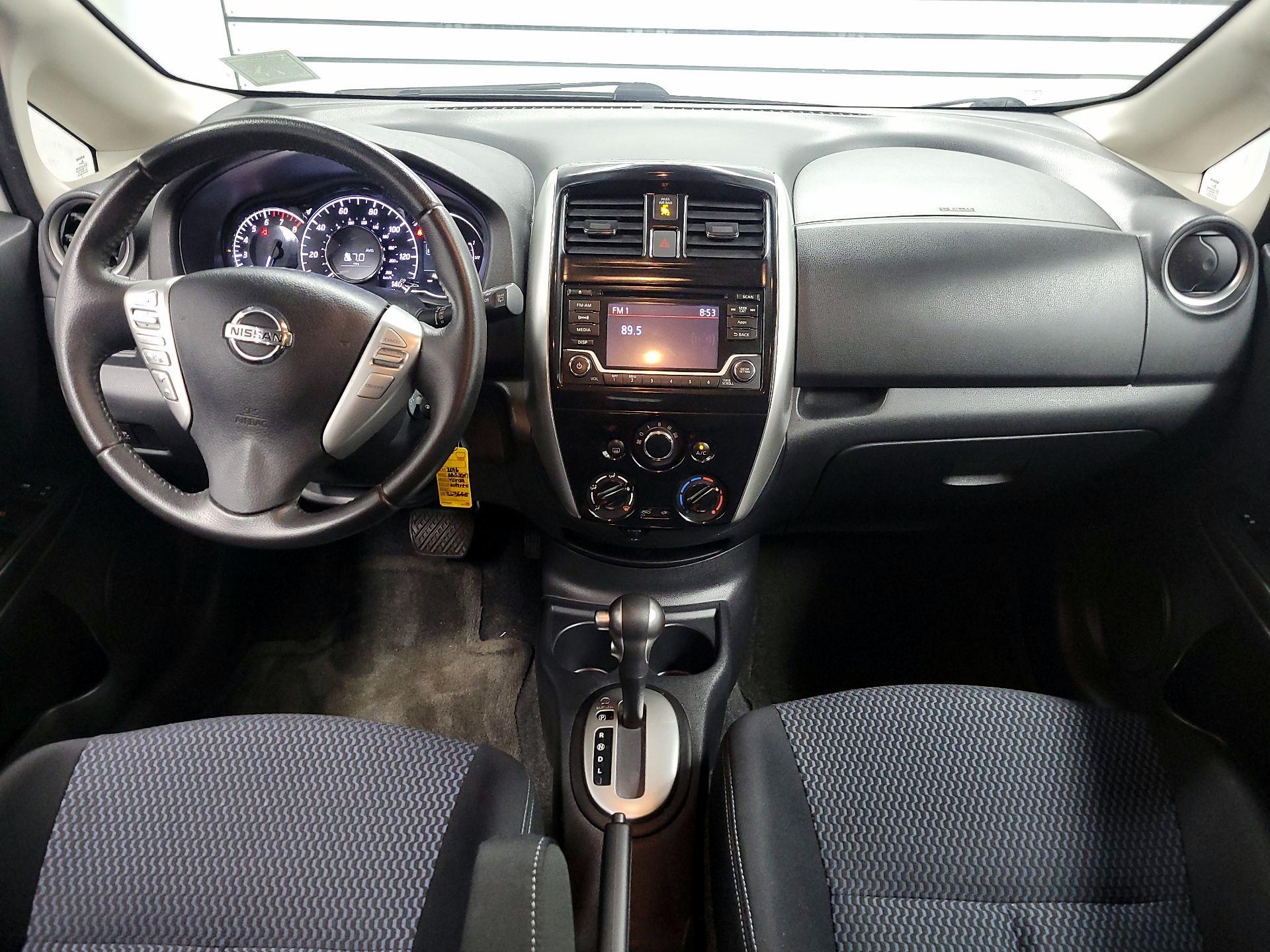 Thumbnail: 2016 Nissan Versa Note - 9