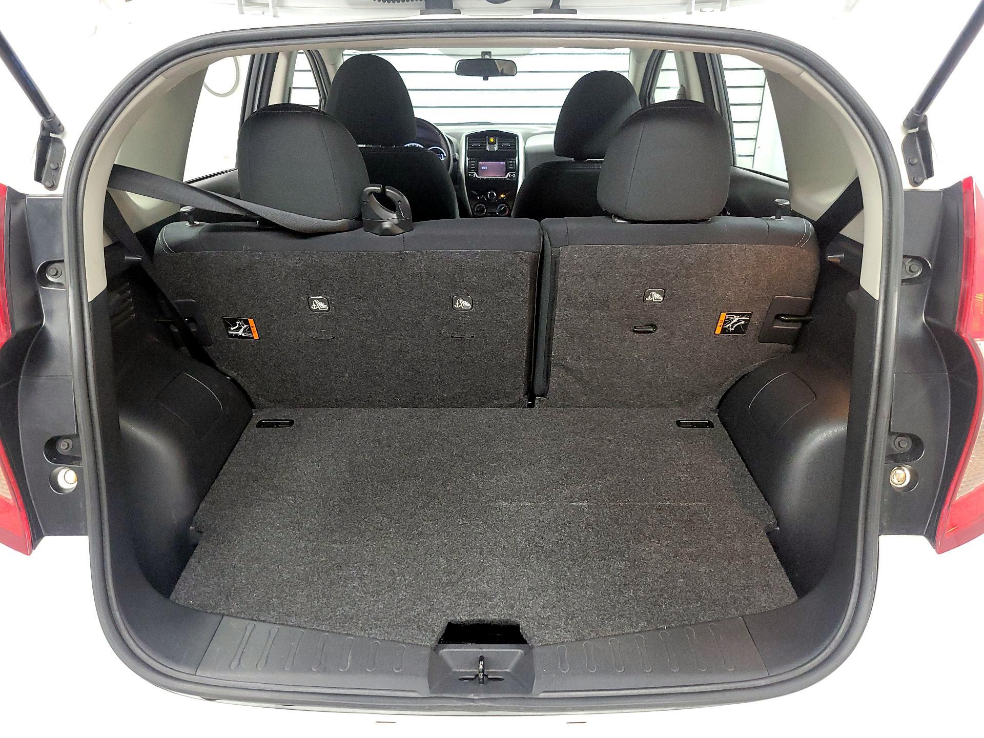 Thumbnail: 2016 Nissan Versa Note - 19
