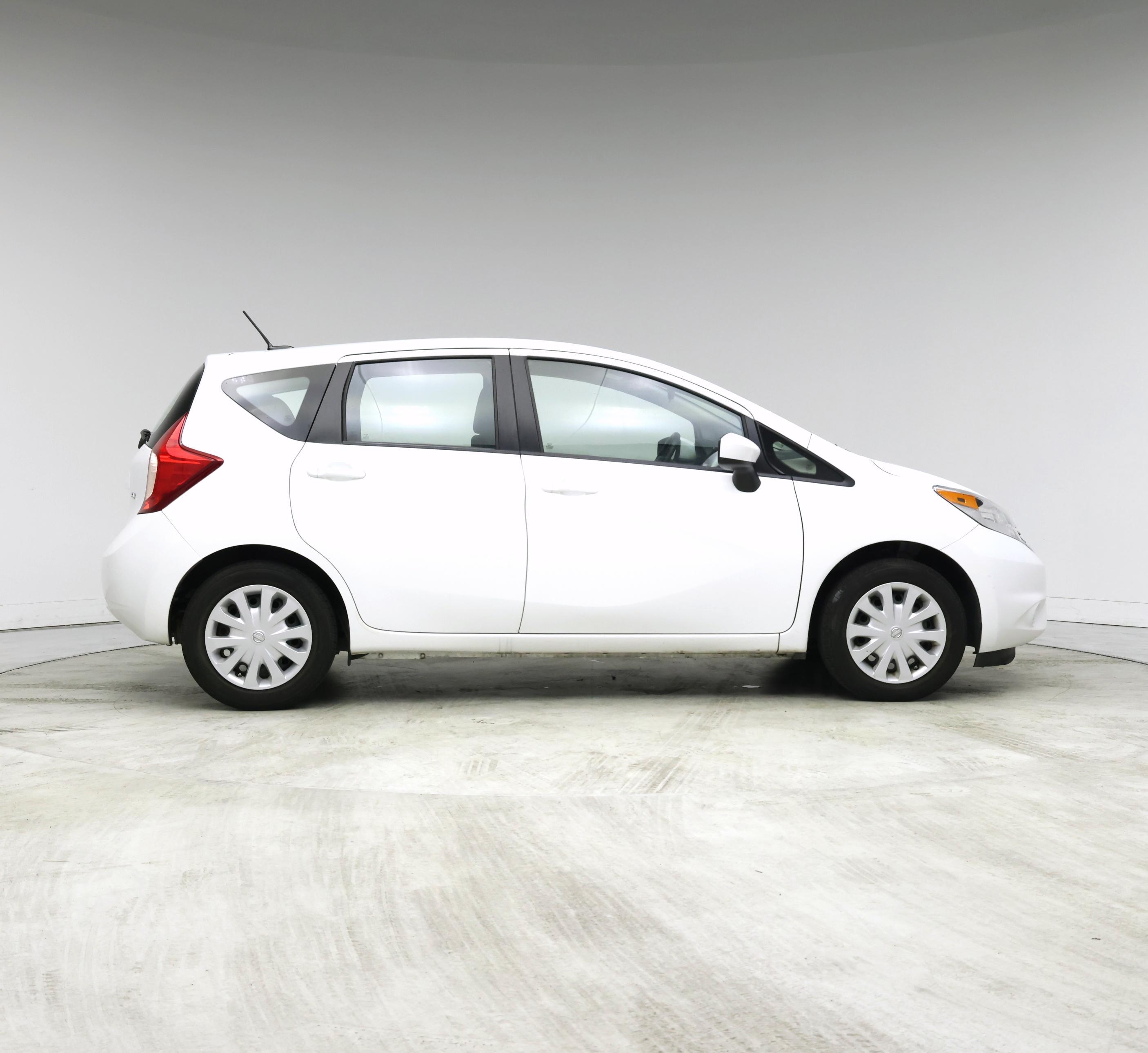 Thumbnail: 2016 Nissan Versa Note - 7