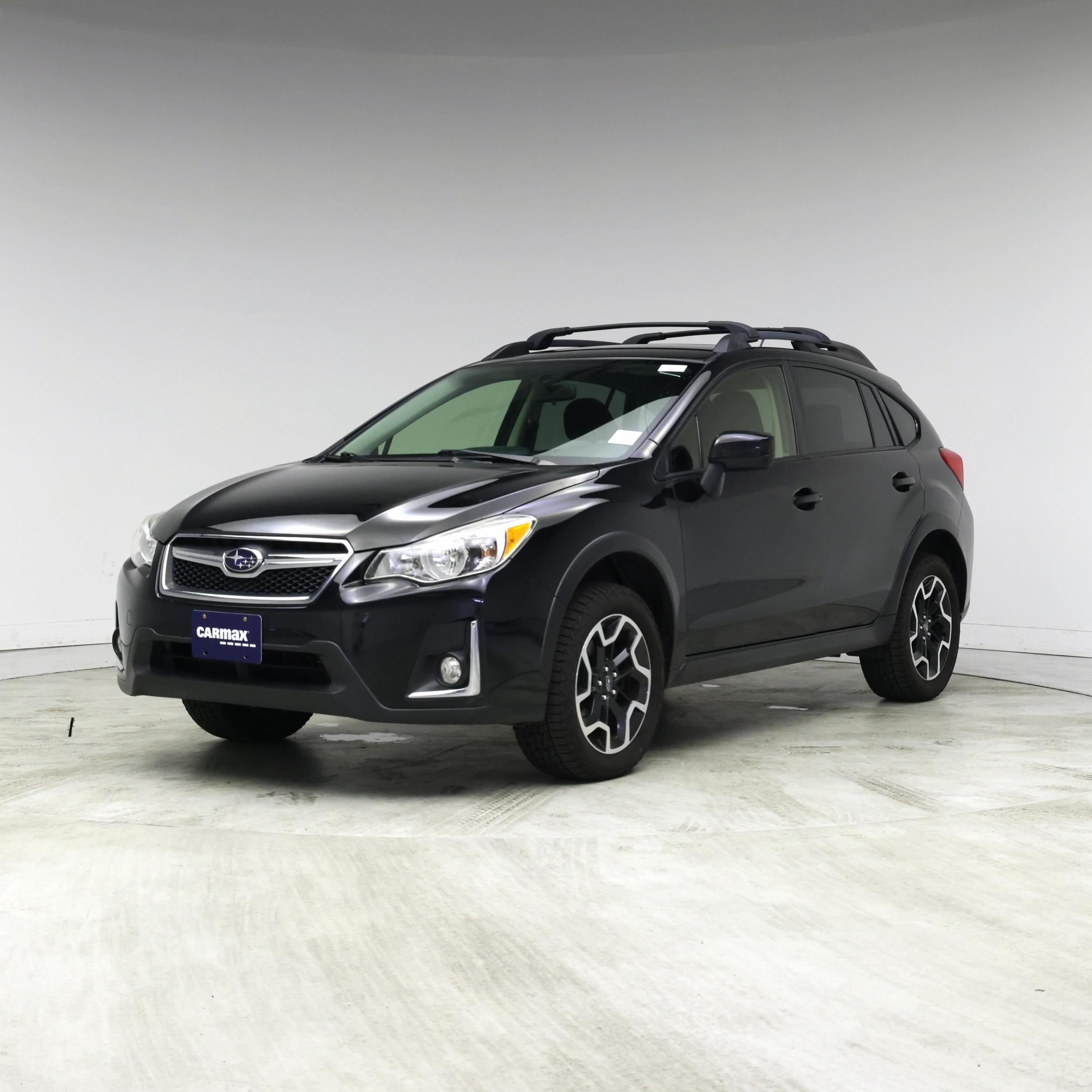 Thumbnail: 2017 Subaru Crosstrek - 4
