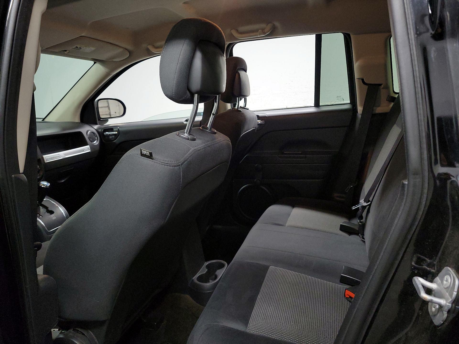 Thumbnail: 2014 Jeep Compass - 16