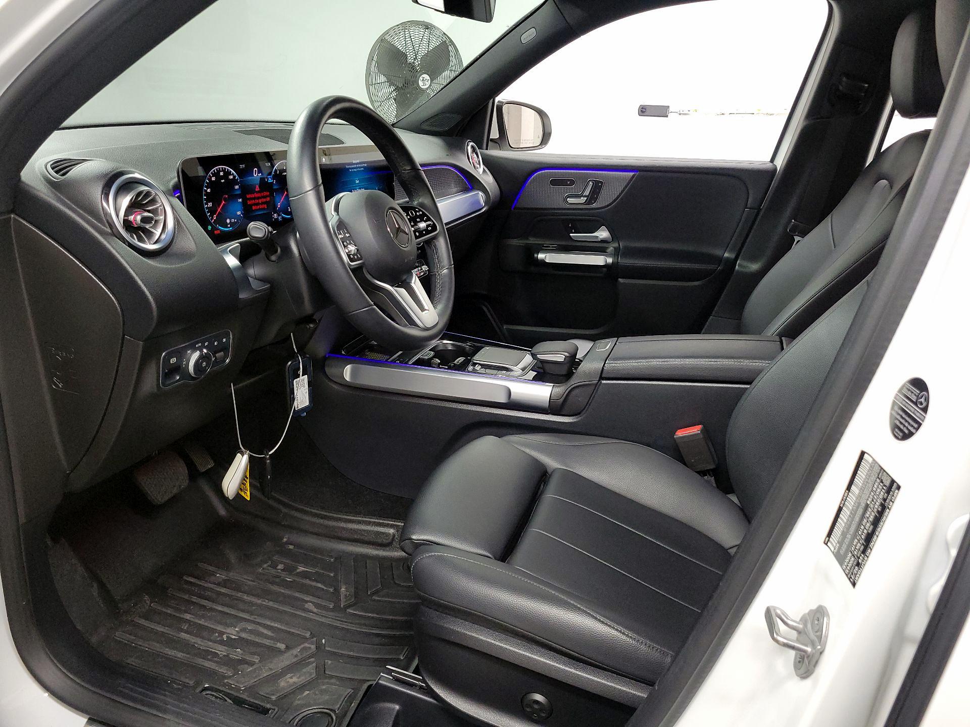 Thumbnail: 2021 Mercedes-Benz GLB - 11