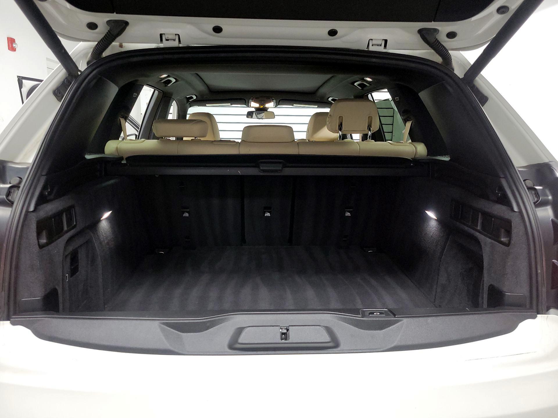 Thumbnail: 2020 BMW X5 - 19