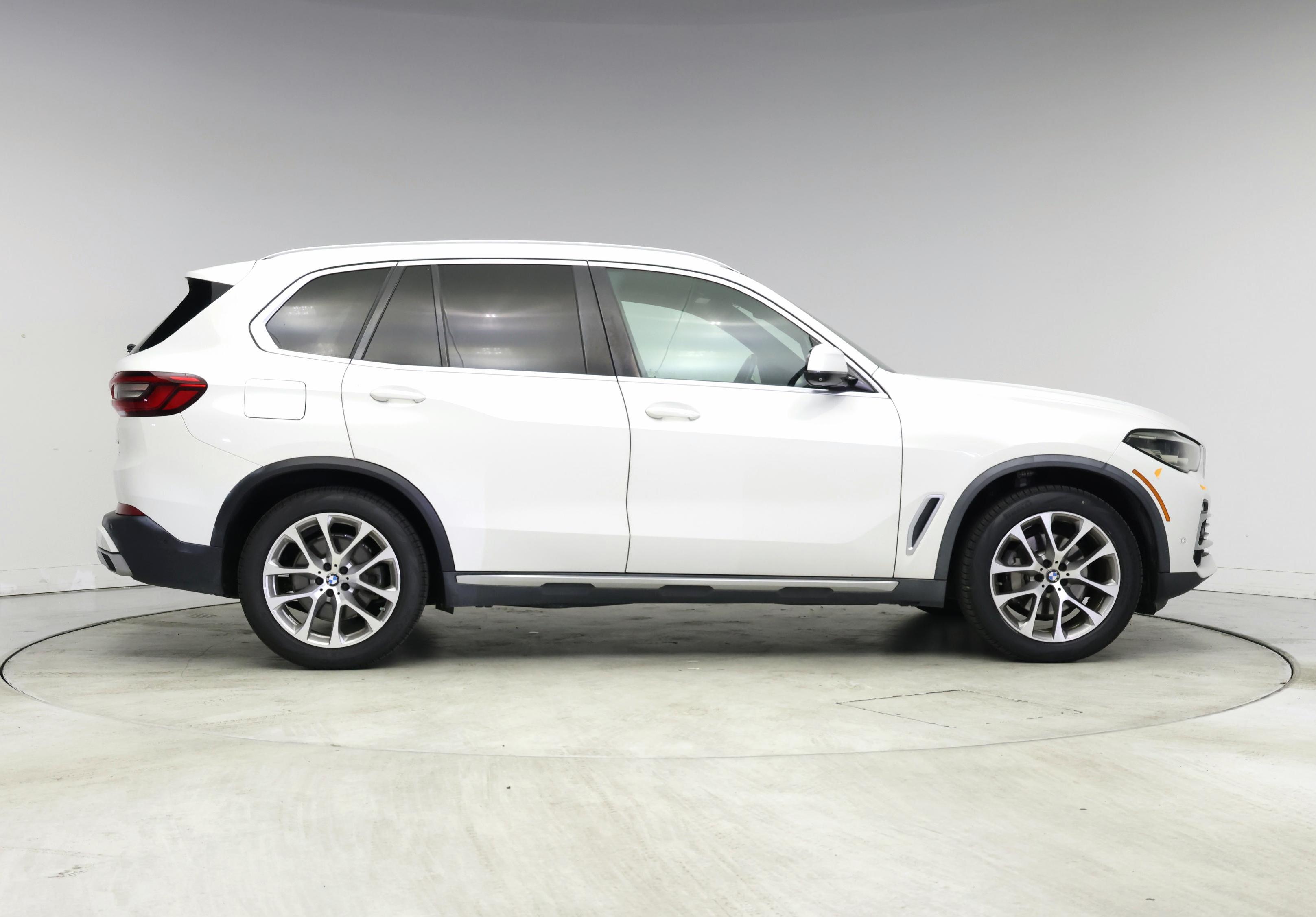 Thumbnail: 2020 BMW X5 - 7