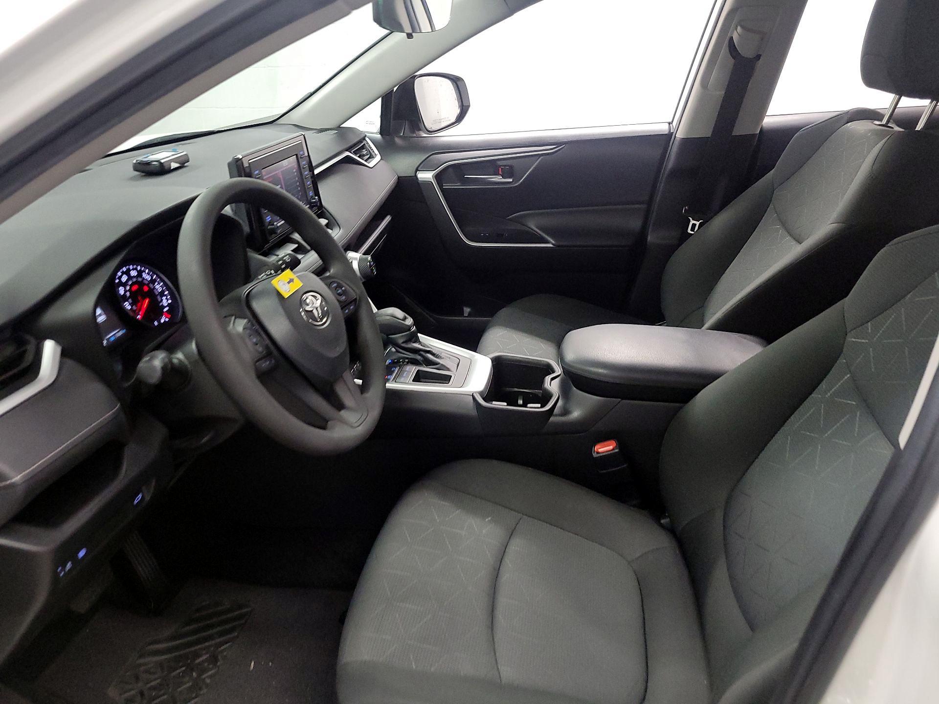Thumbnail: 2022 Toyota RAV4 - 11