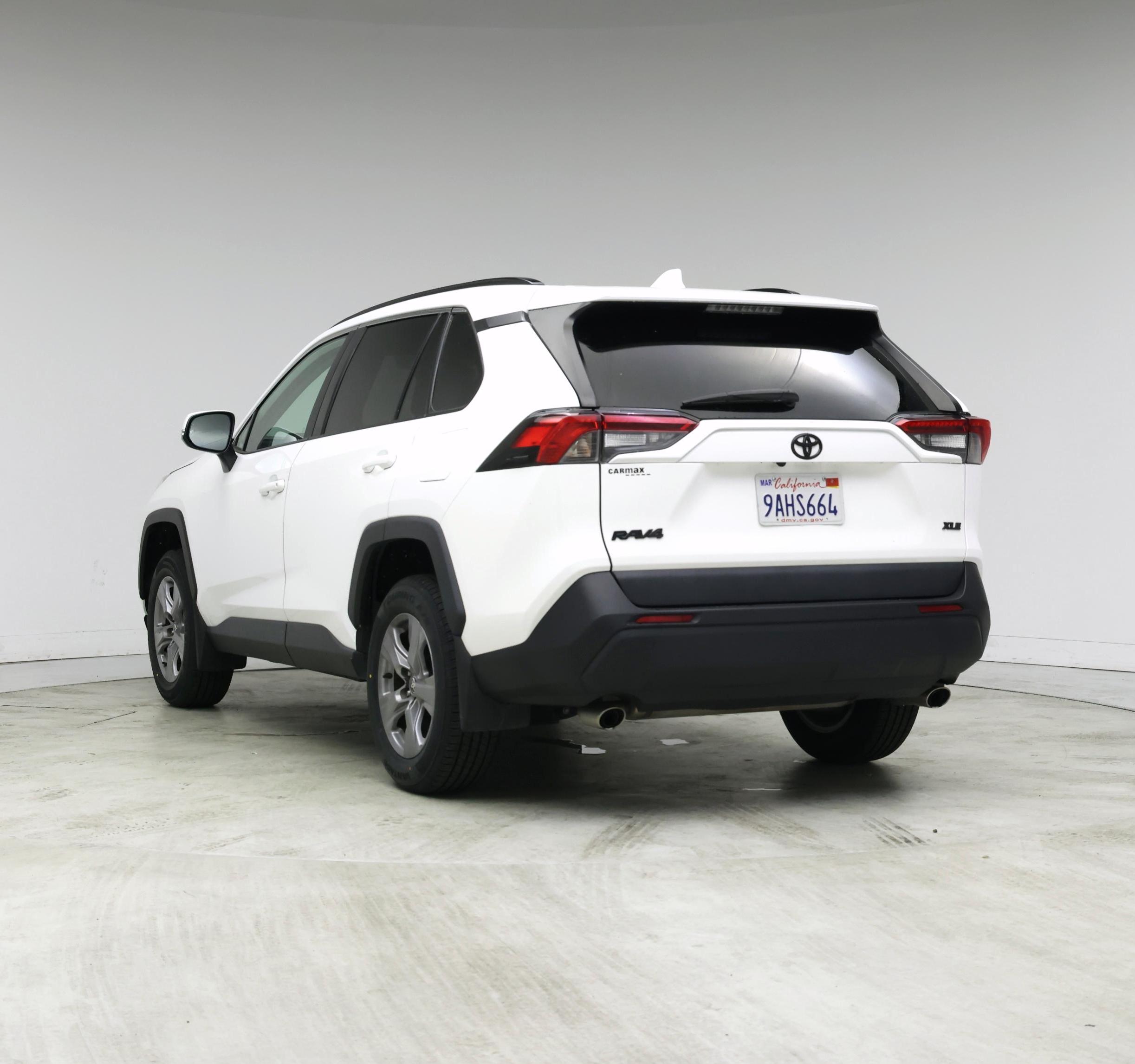 Thumbnail: 2022 Toyota RAV4 - 2