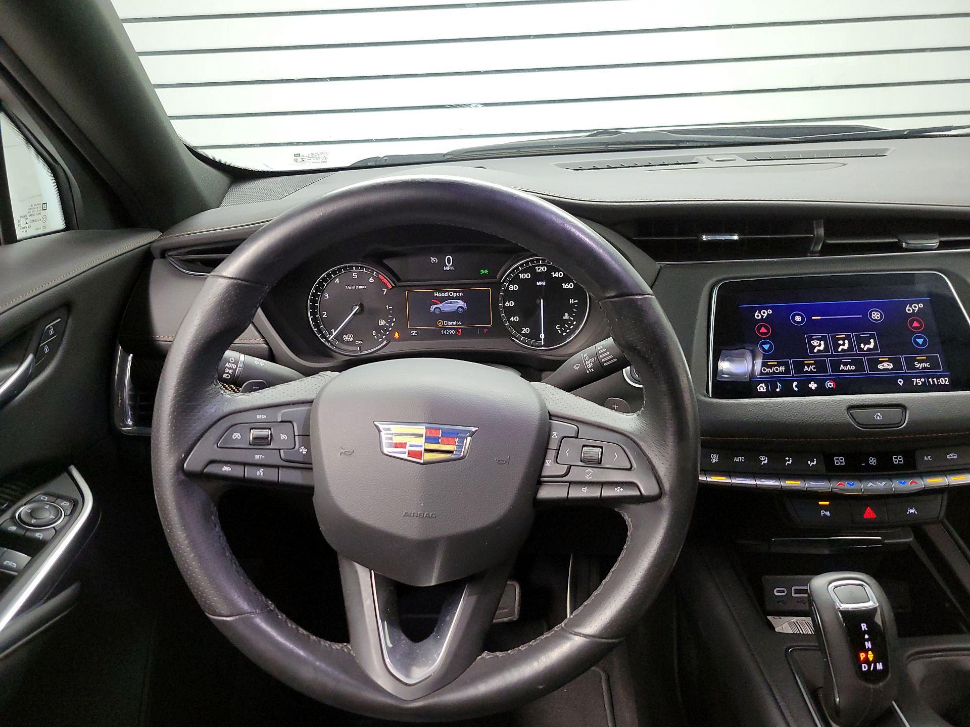 Thumbnail: 2019 Cadillac XT4 - 10