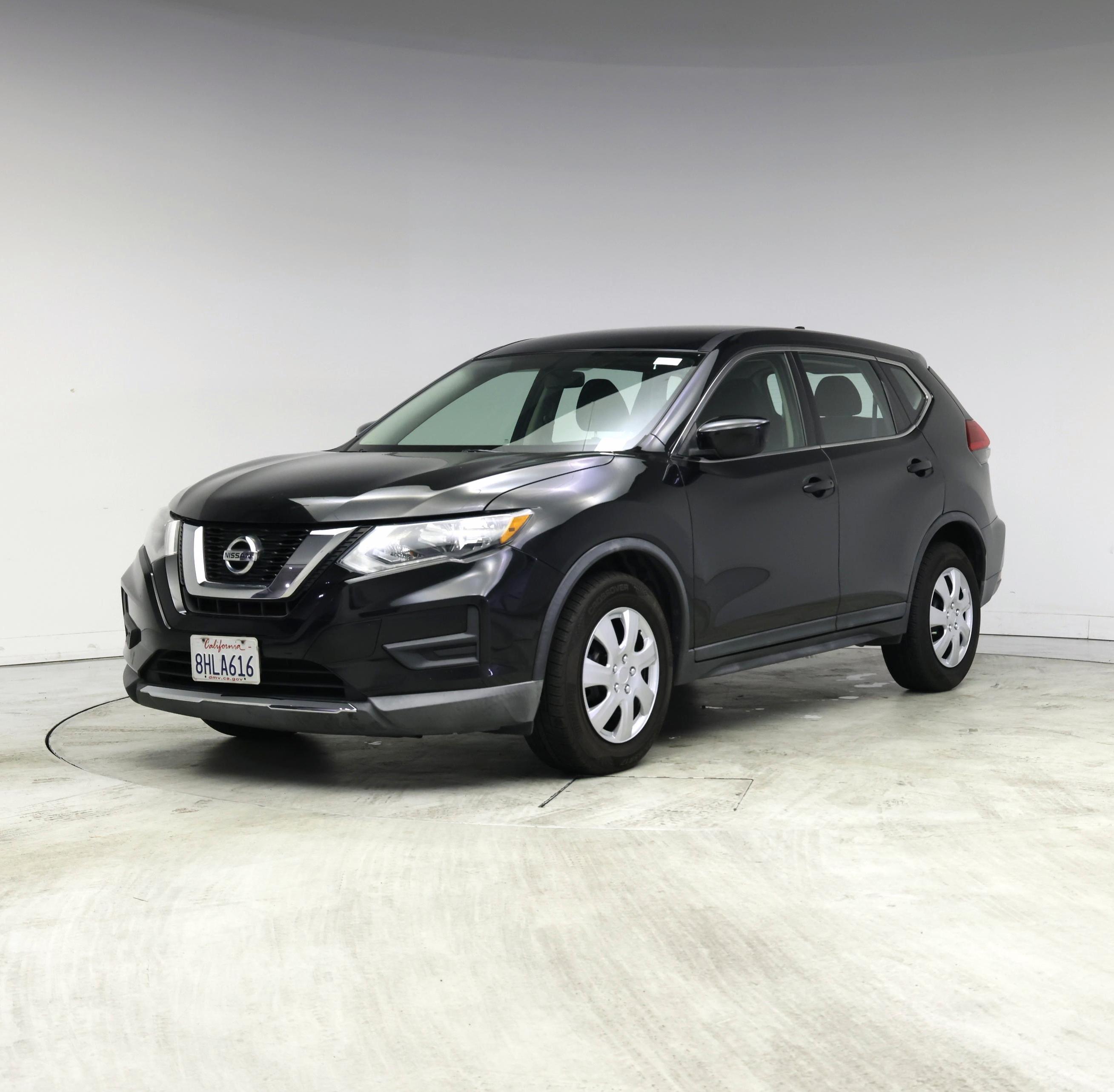Thumbnail: 2017 Nissan Rogue - 4