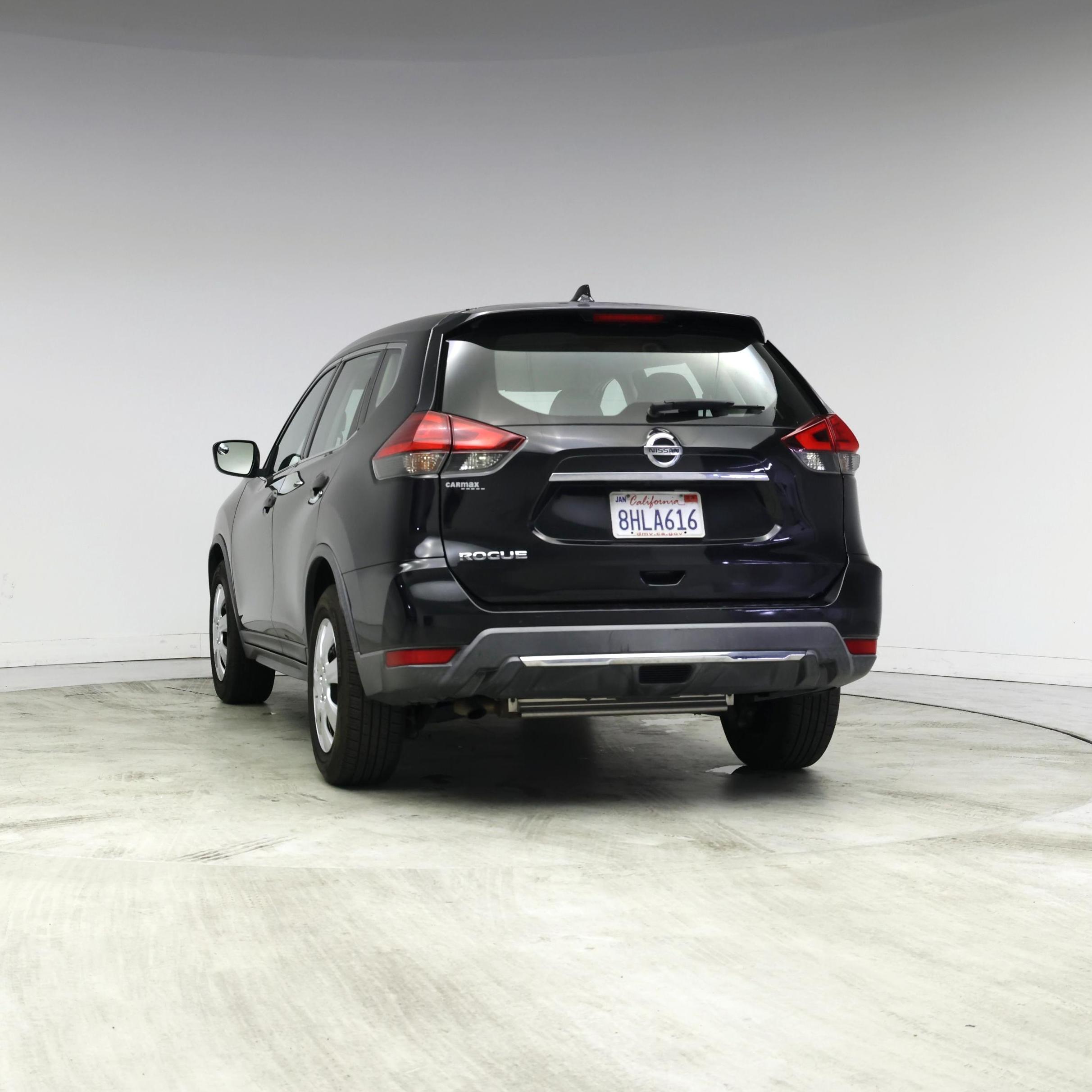 Thumbnail: 2017 Nissan Rogue - 6