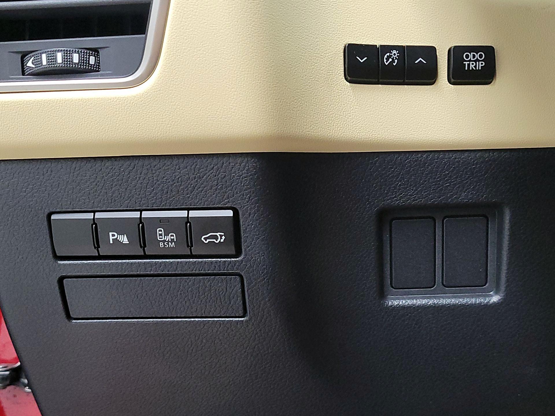 Thumbnail: 2016 Lexus NX - 13