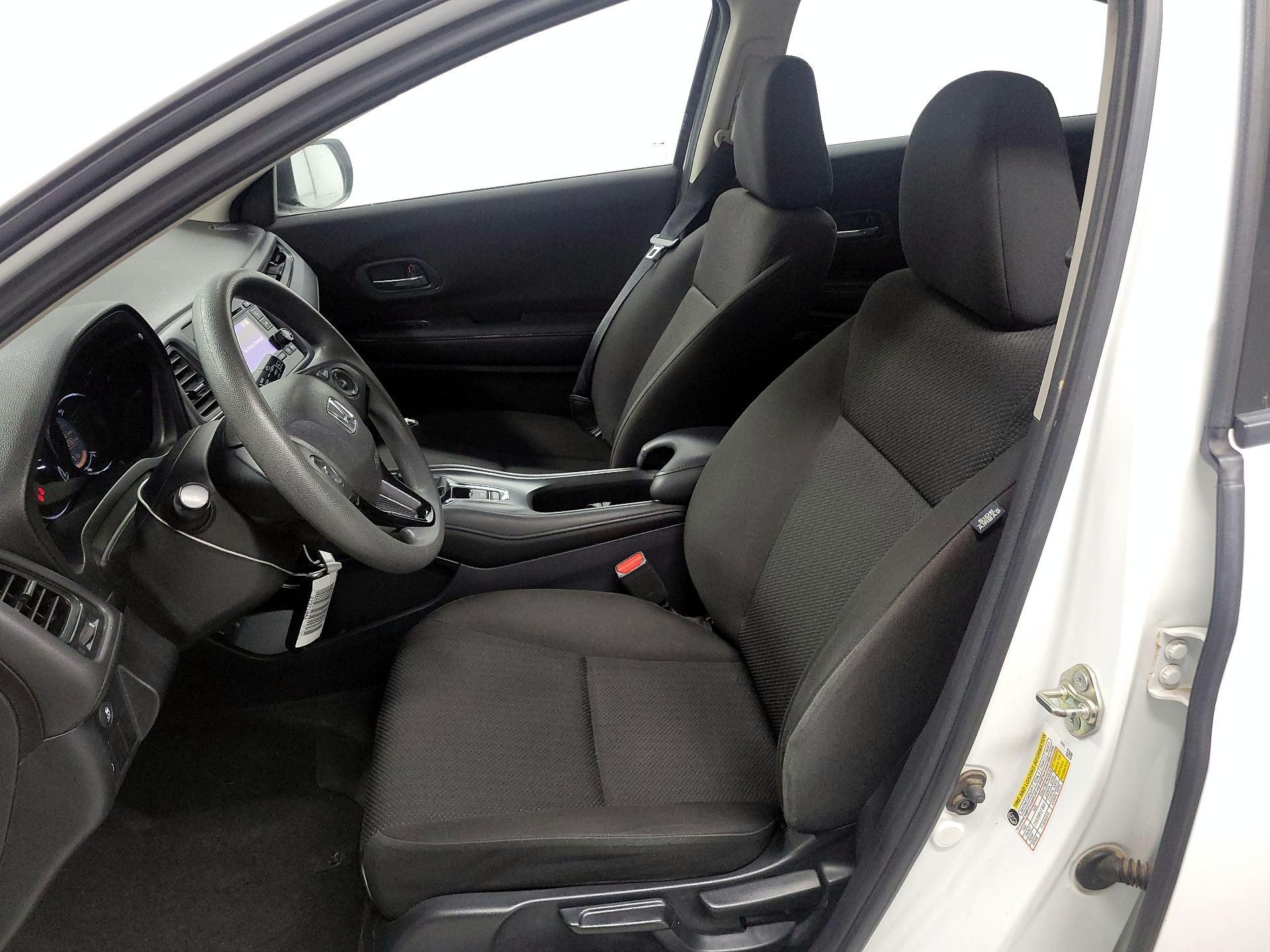 Thumbnail: 2017 Honda HR-V - 11