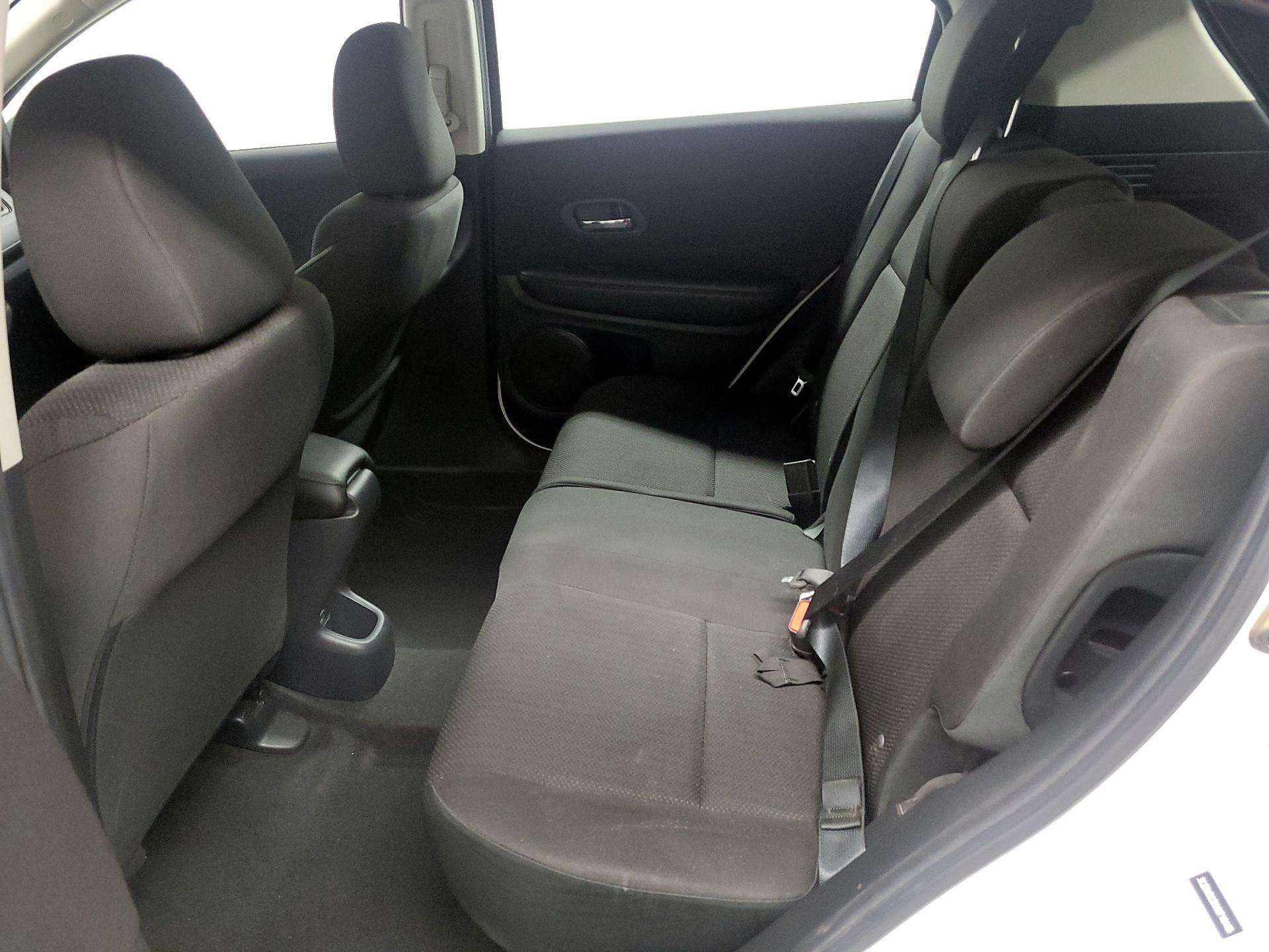 Thumbnail: 2017 Honda HR-V - 16