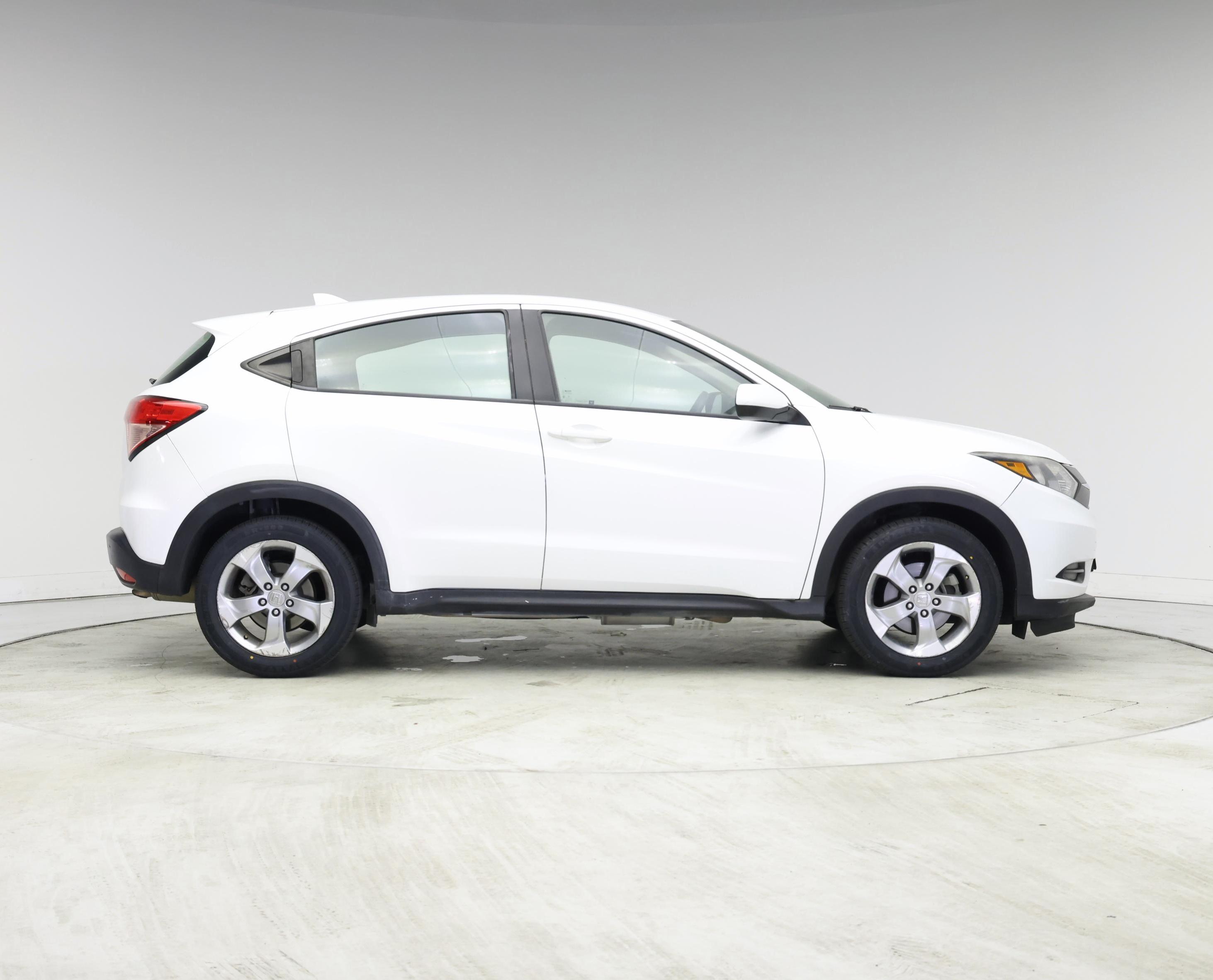 Thumbnail: 2017 Honda HR-V - 7