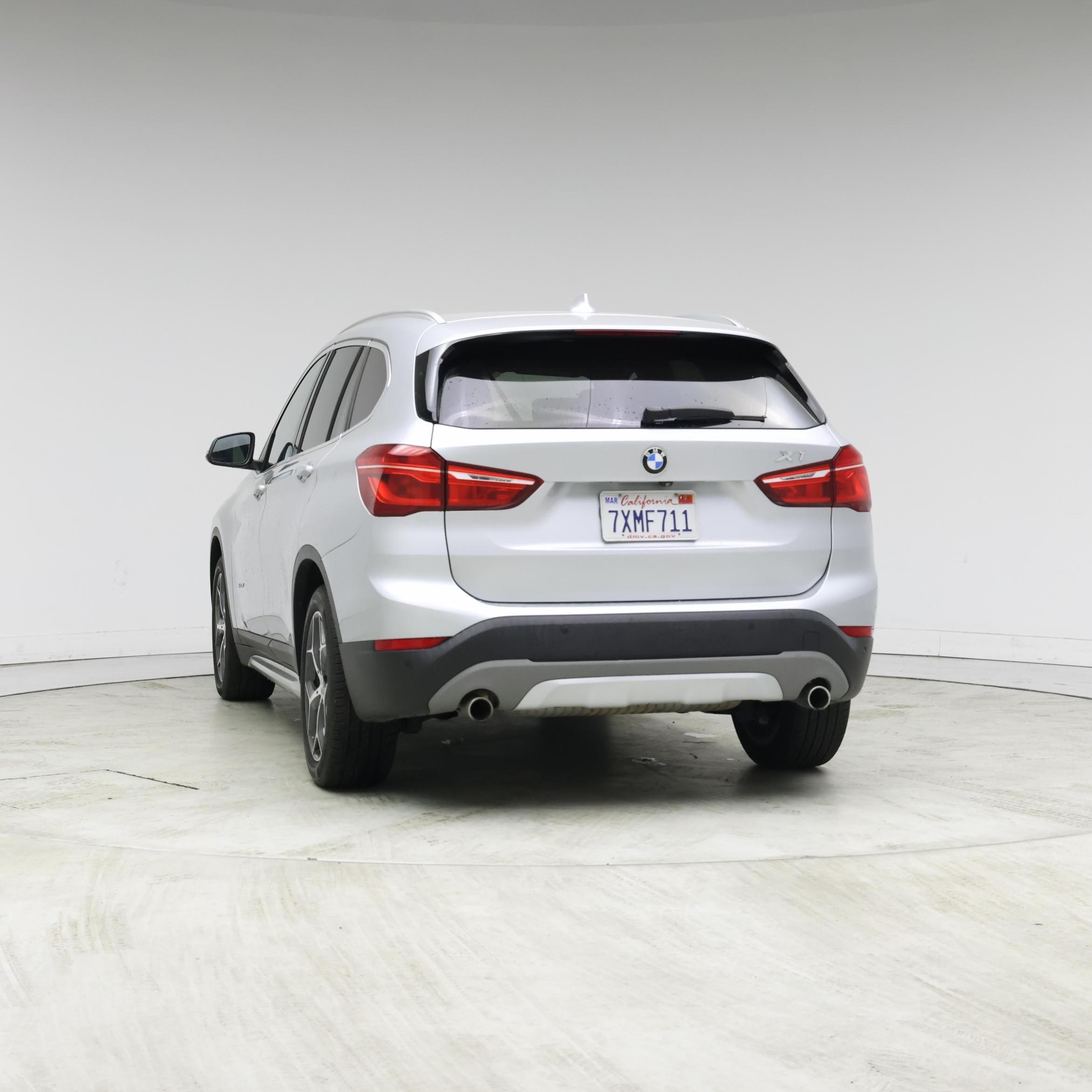 Thumbnail: 2017 BMW X1 - 6