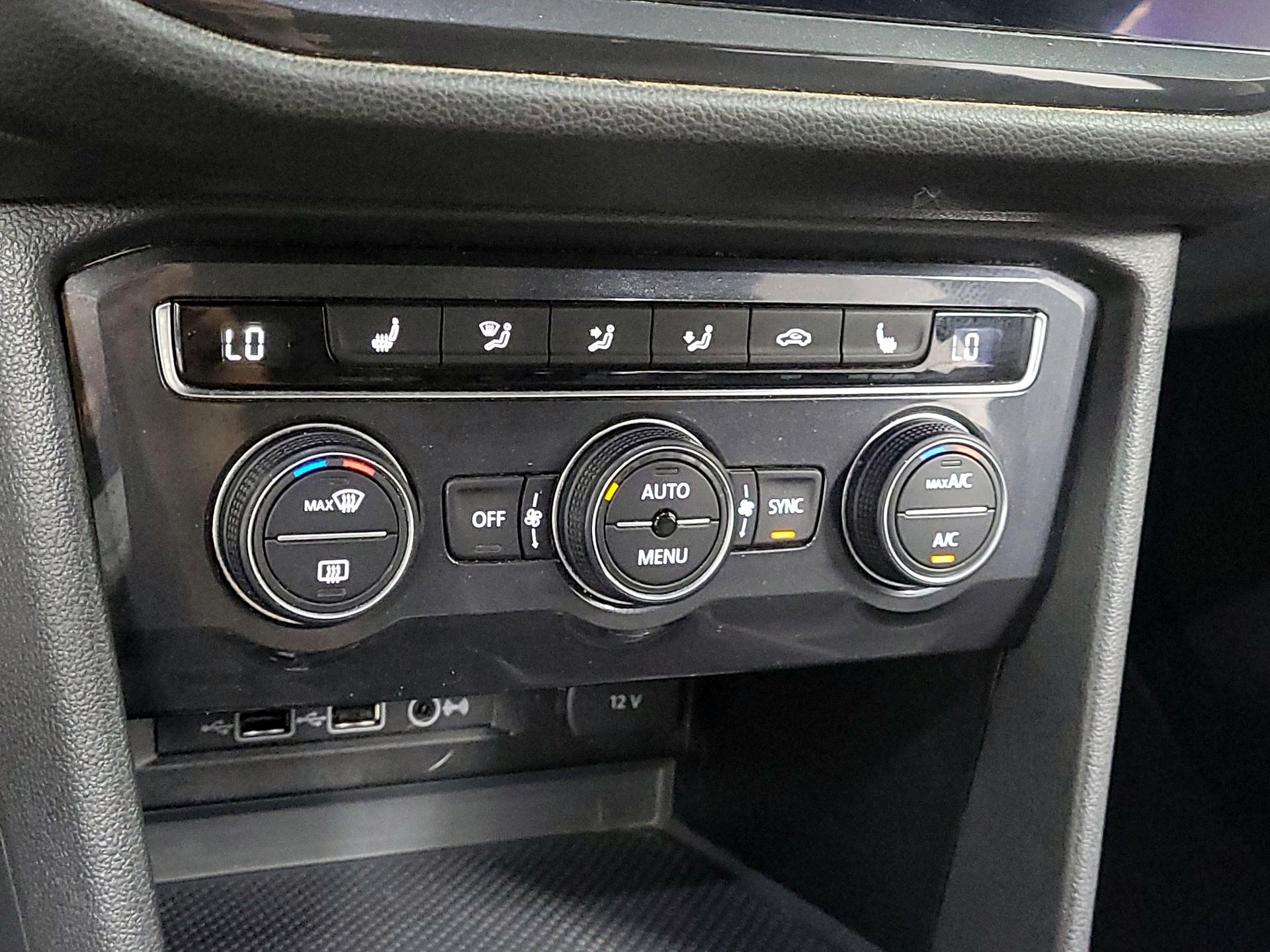 Thumbnail: 2019 Volkswagen Tiguan - 15