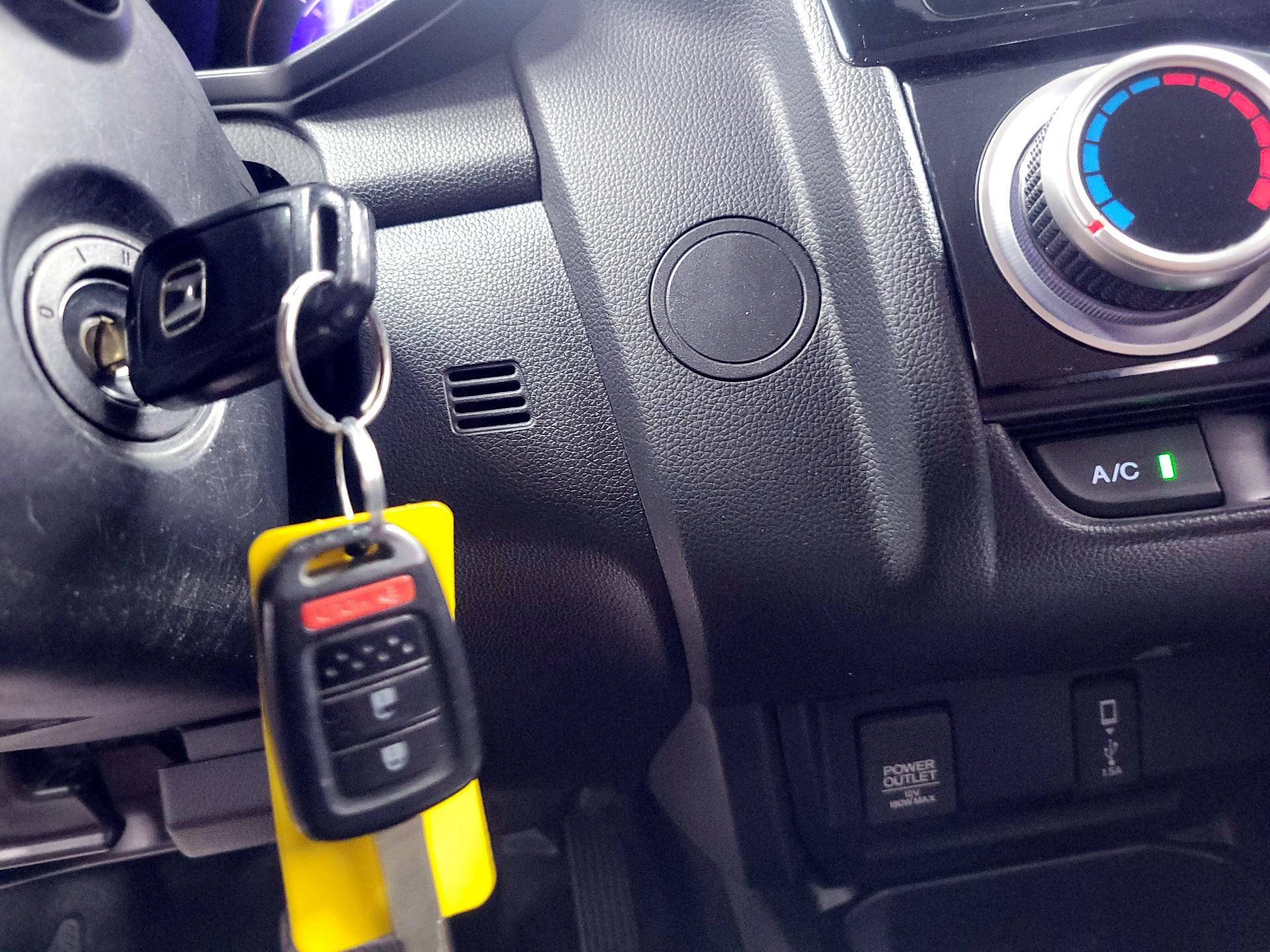 Thumbnail: 2019 Honda Fit - 19