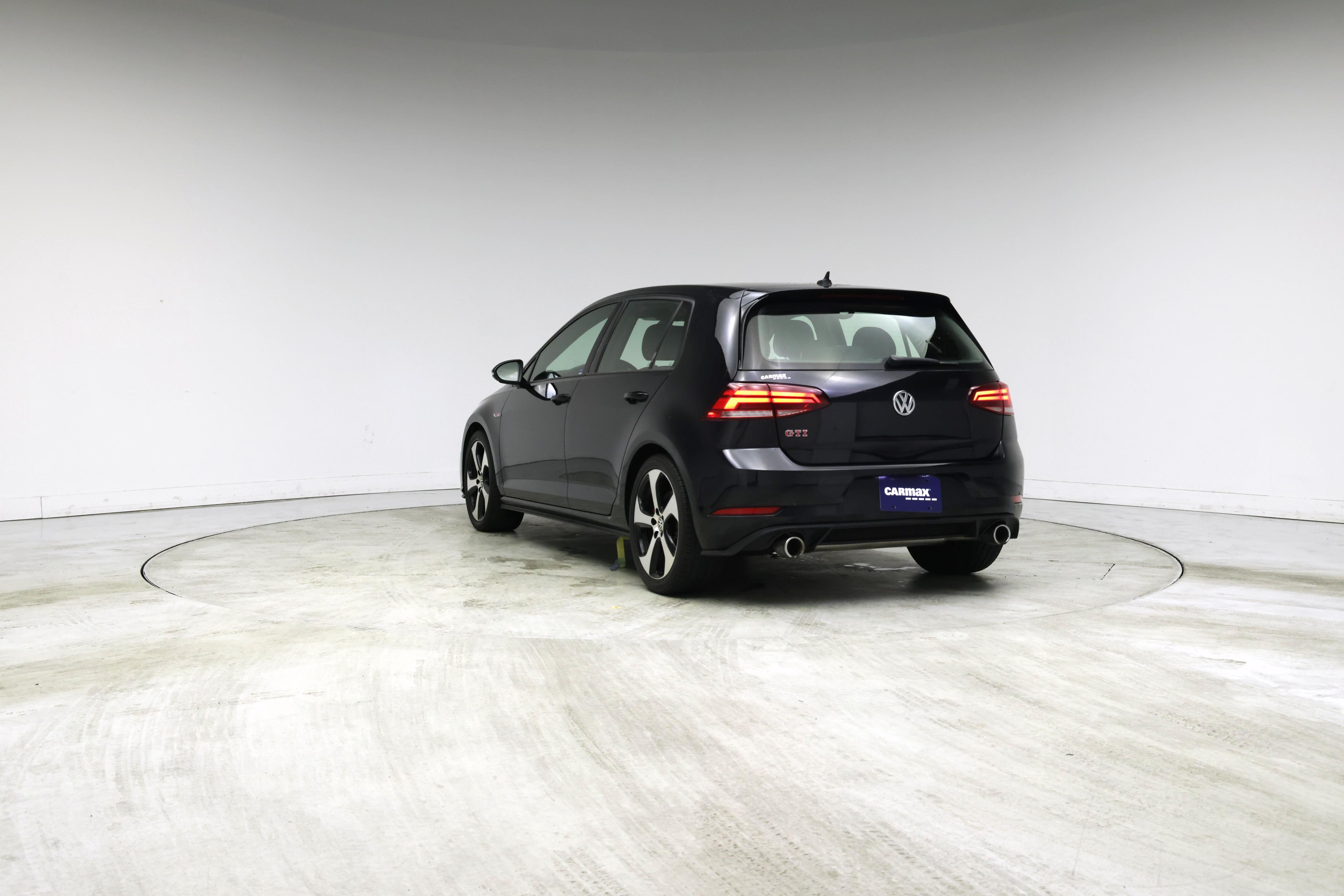 Thumbnail: 2019 Volkswagen Golf - 2