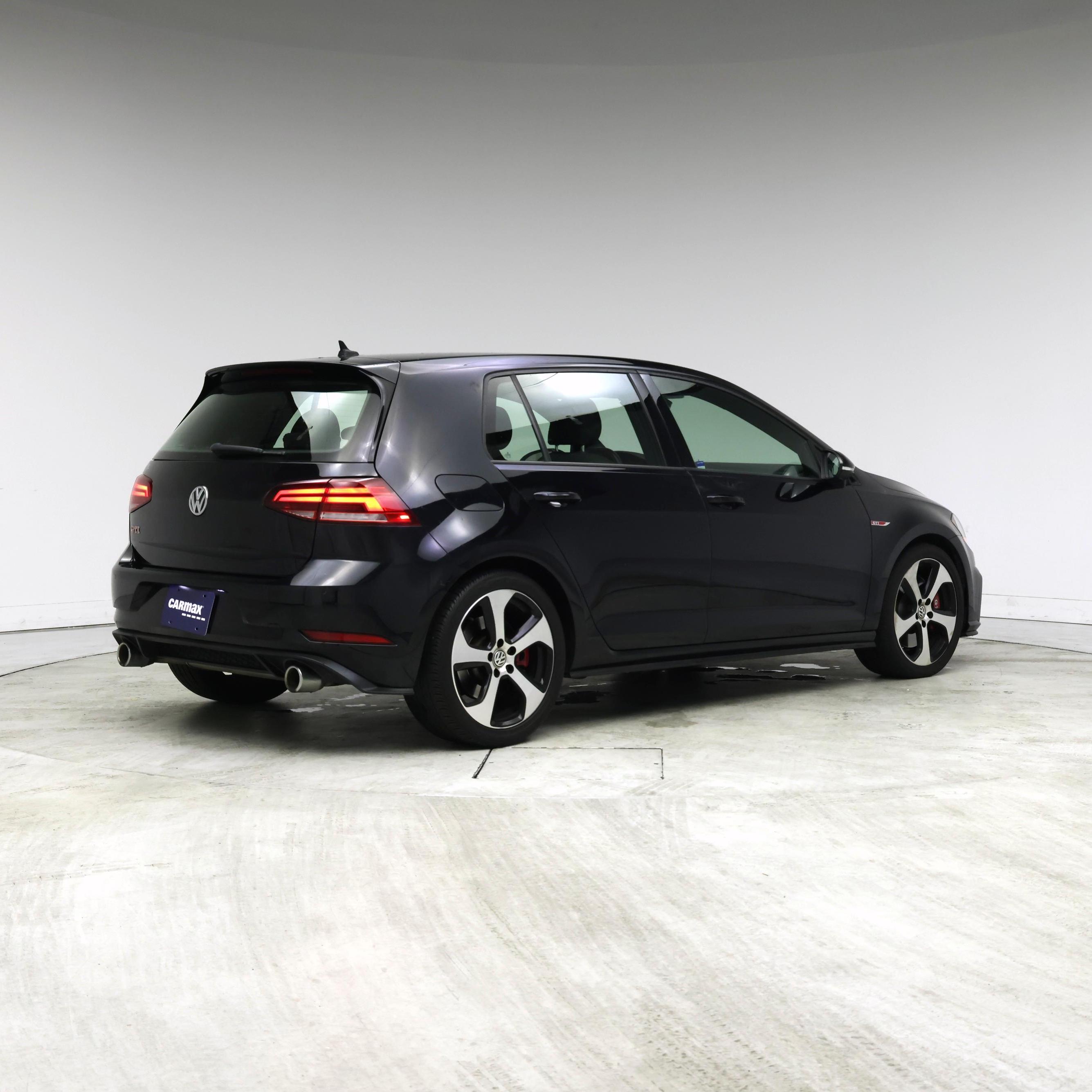 Thumbnail: 2019 Volkswagen Golf - 7