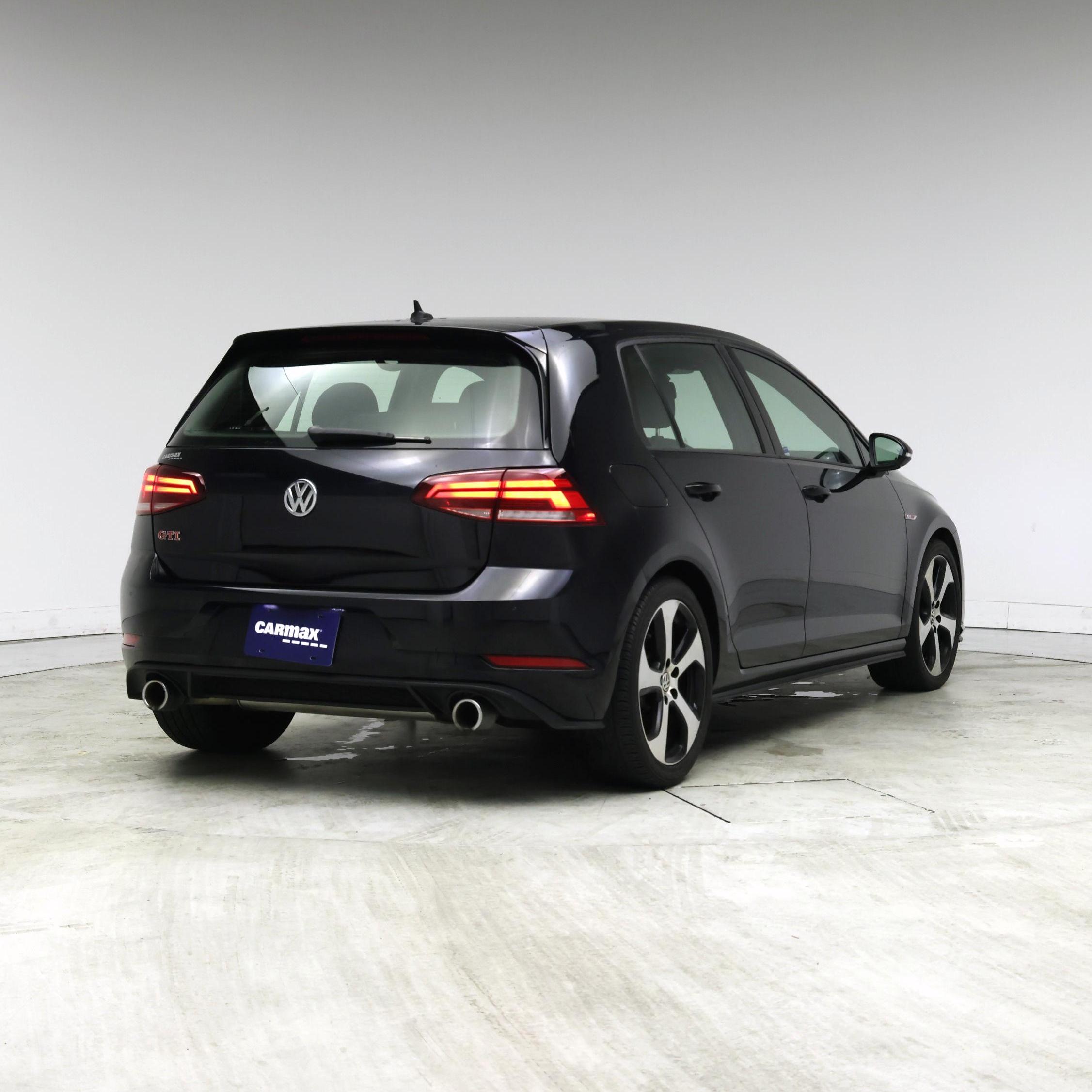 Thumbnail: 2019 Volkswagen Golf - 8