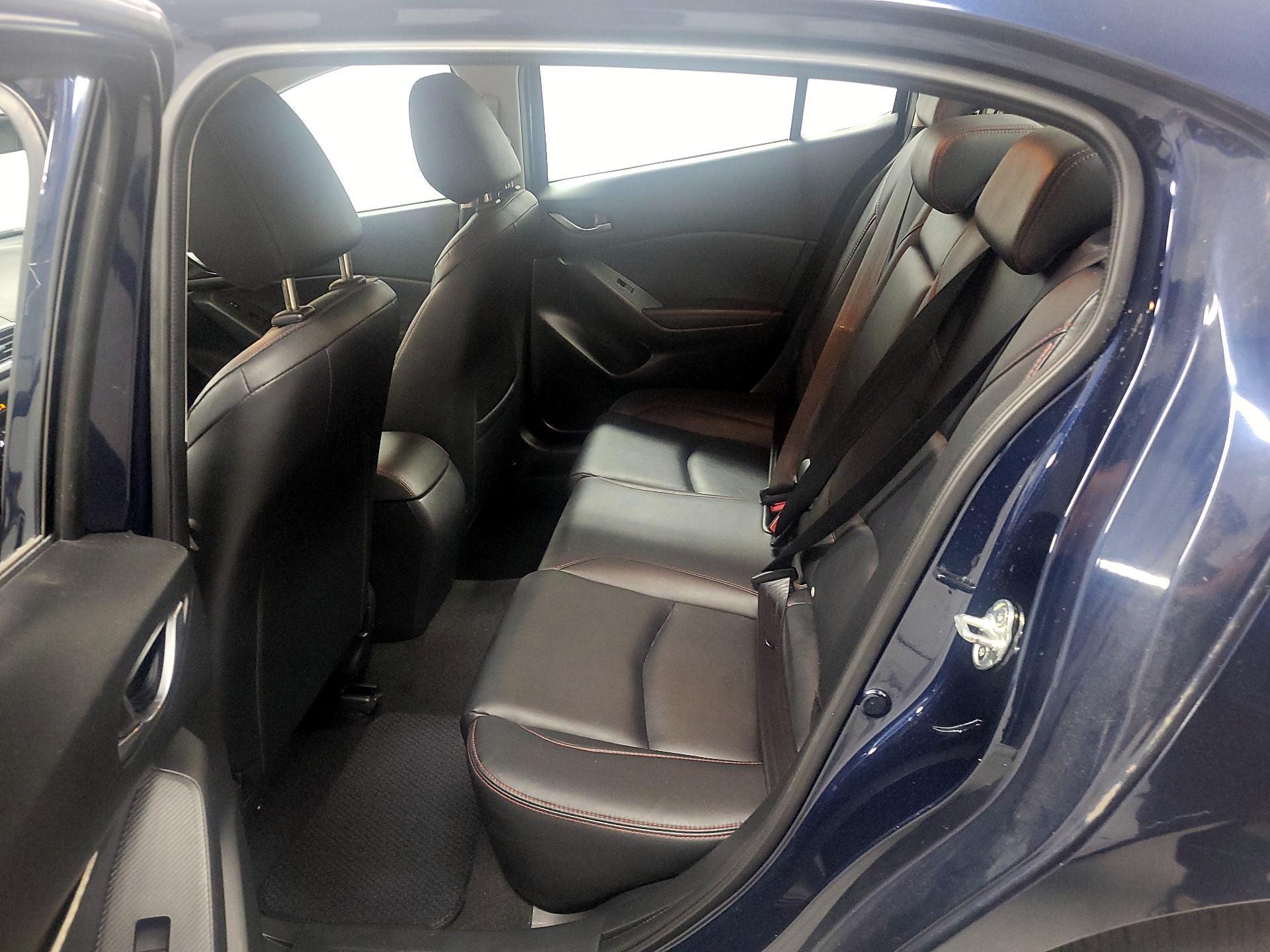 Thumbnail: 2015 Mazda Mazda3 - 17