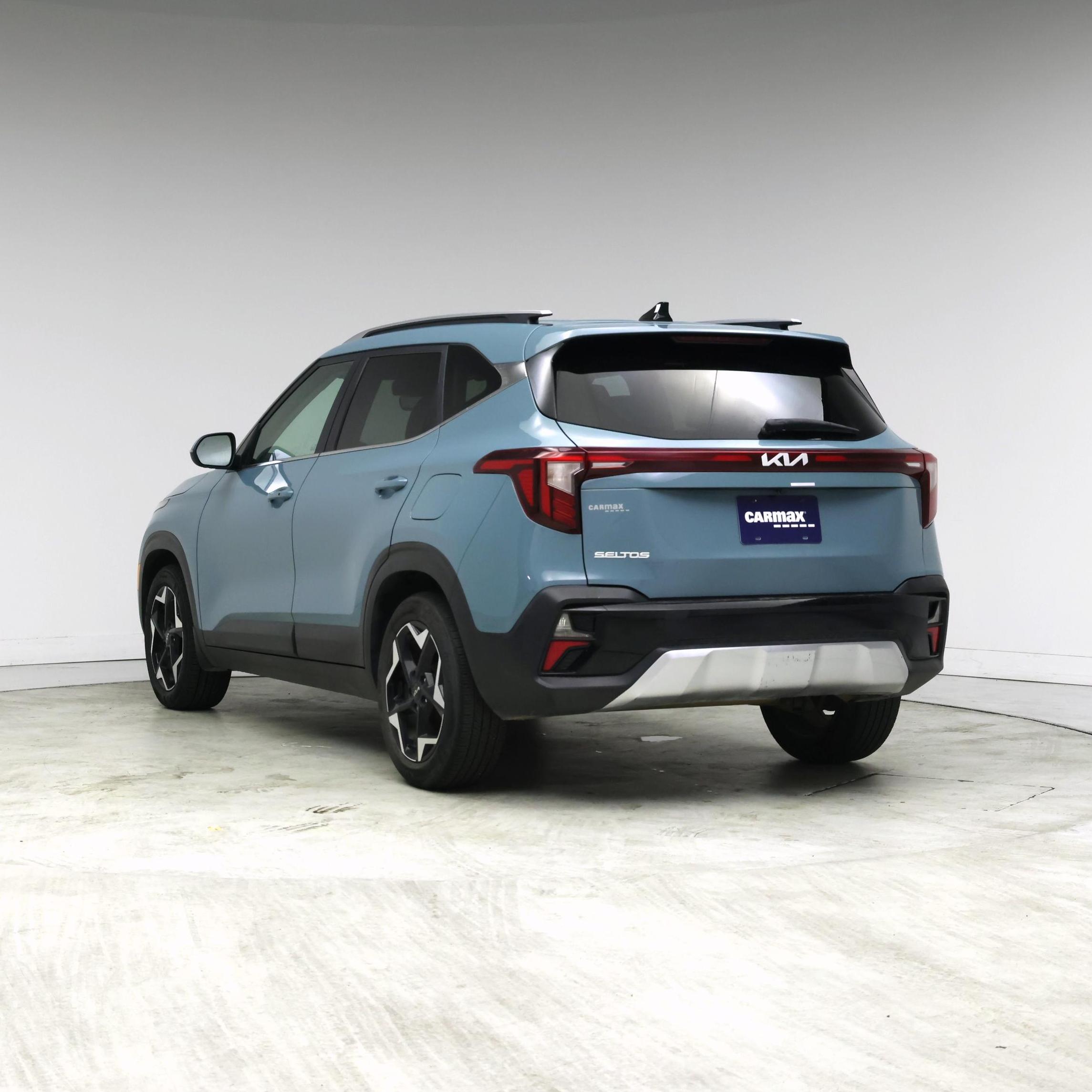 Thumbnail: 2024 Kia Seltos - 2