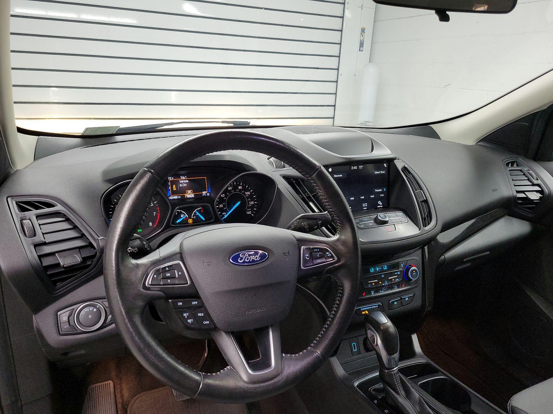 Thumbnail: 2019 Ford Escape - 9