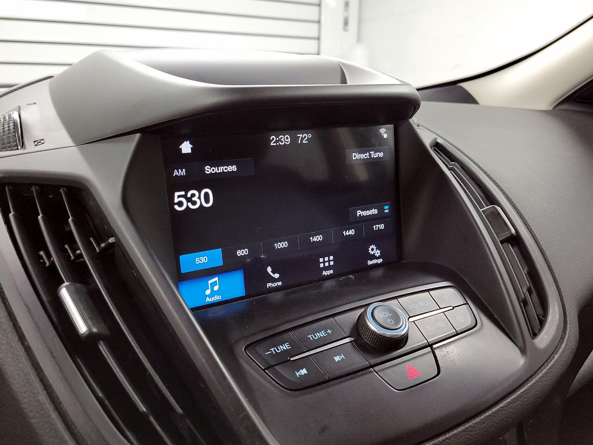 Thumbnail: 2019 Ford Escape - 15
