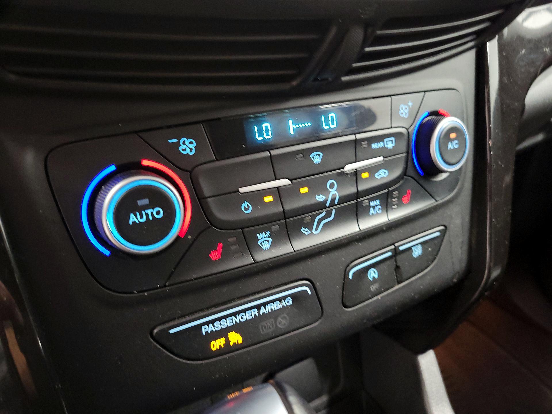 Thumbnail: 2019 Ford Escape - 16