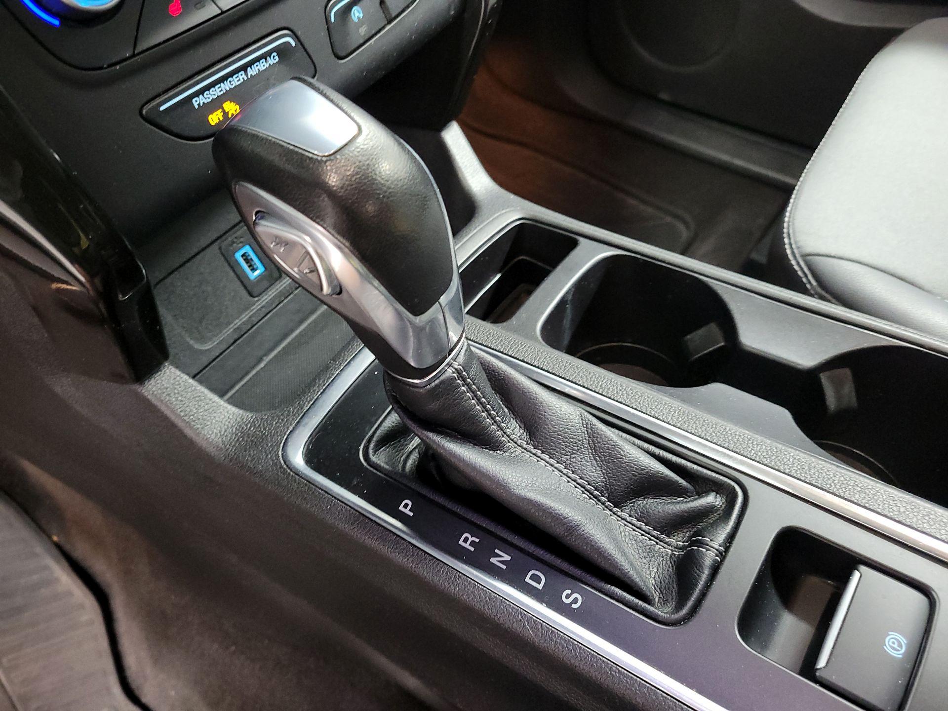 Thumbnail: 2019 Ford Escape - 17