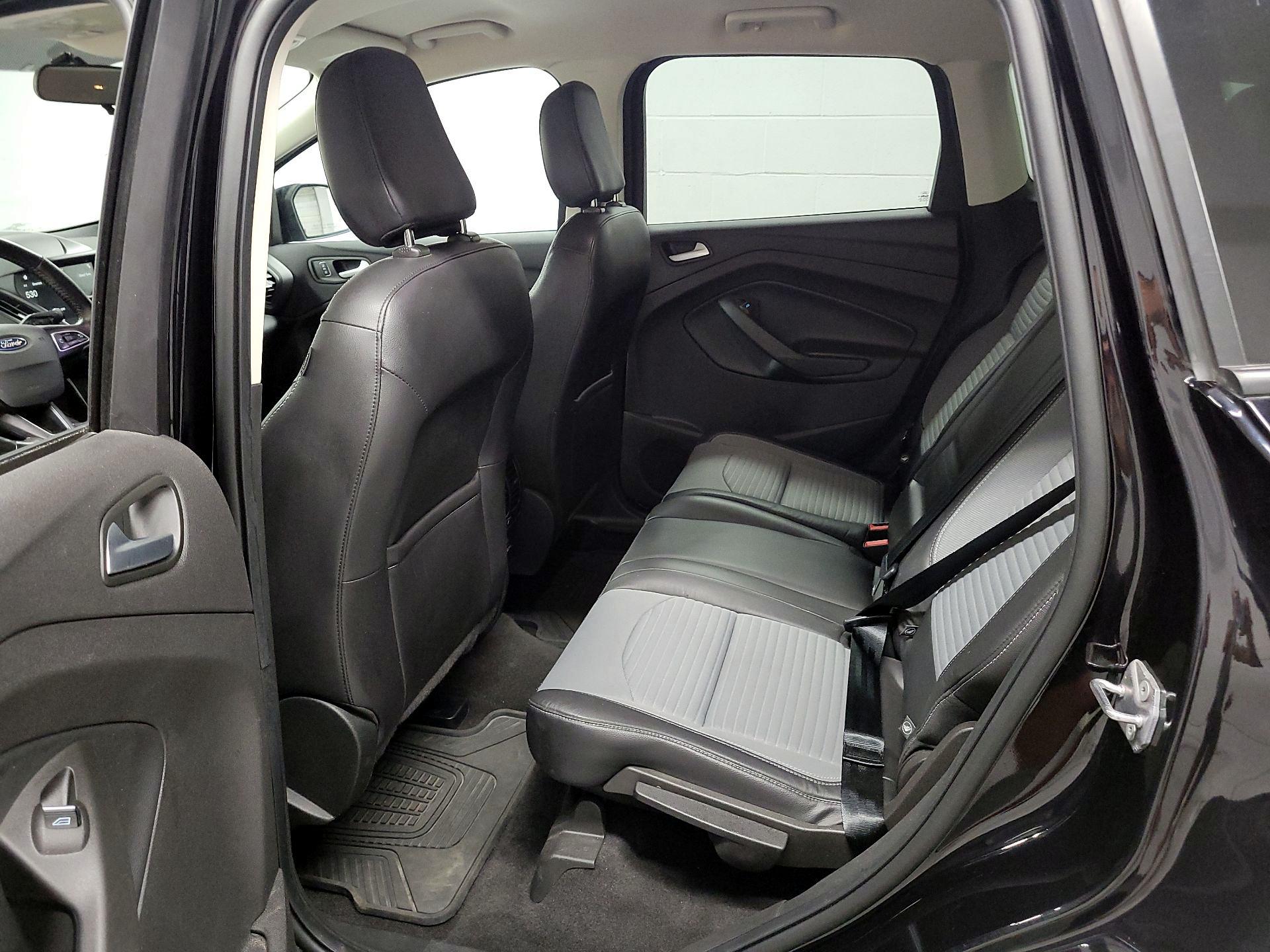 Thumbnail: 2019 Ford Escape - 19