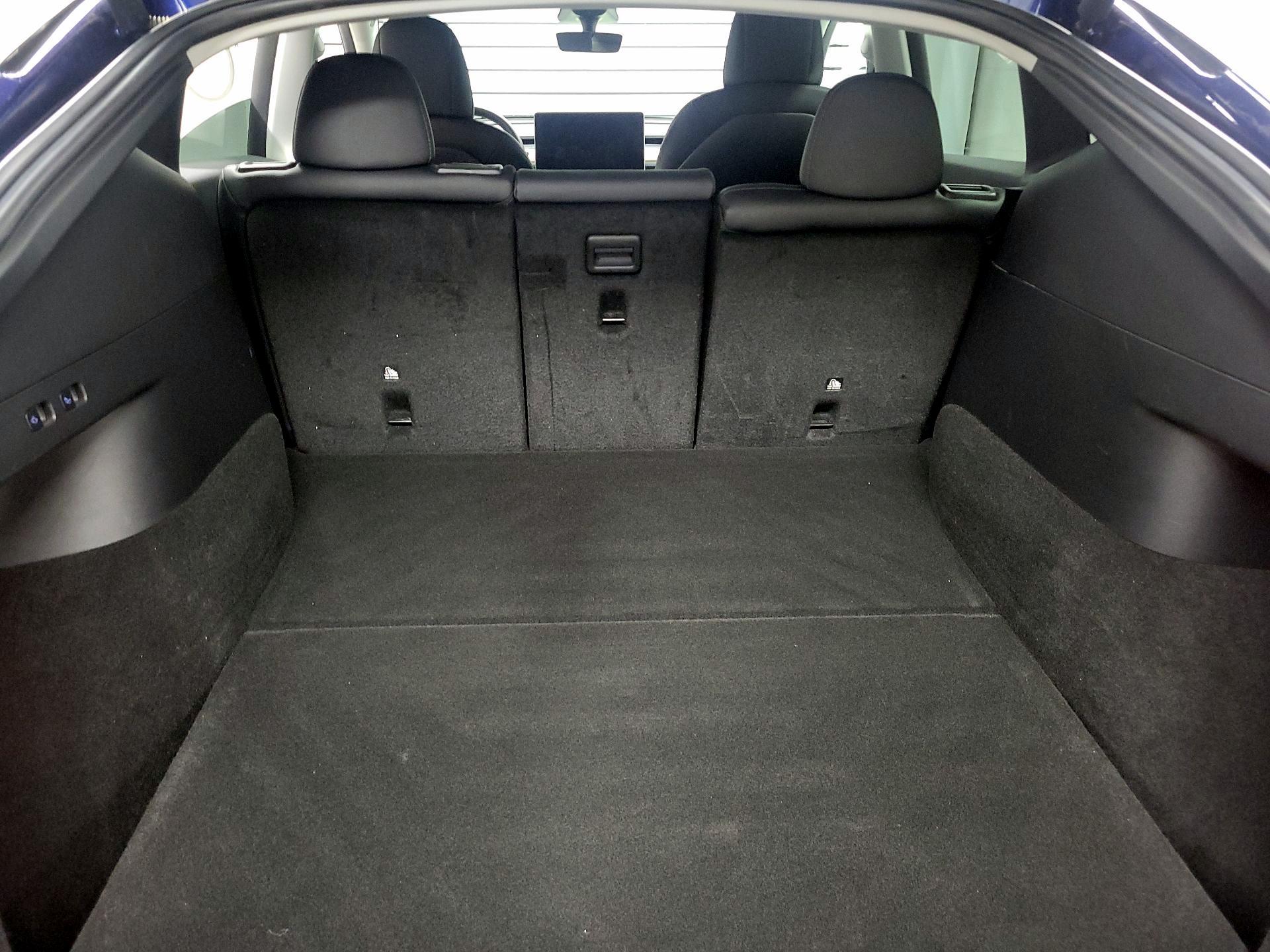 Thumbnail: 2022 Tesla Model Y - 19