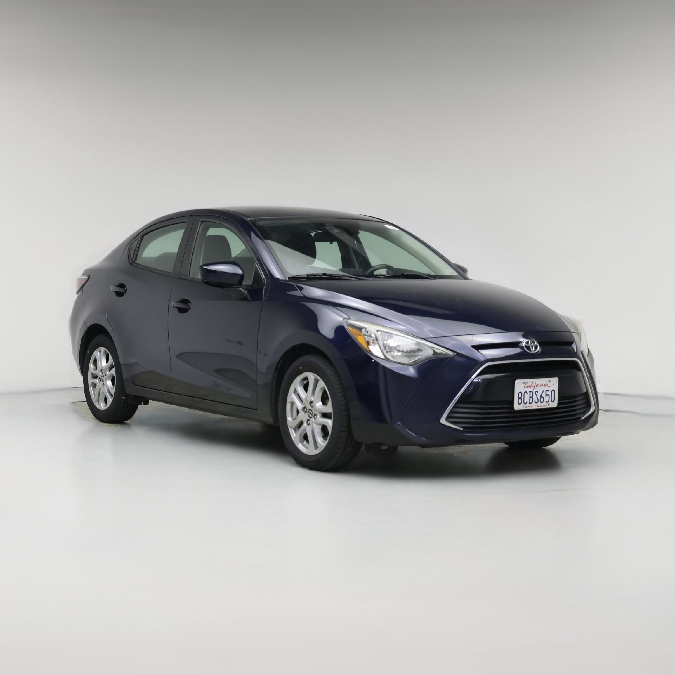 Thumbnail: 2017 Toyota Yaris iA - 1