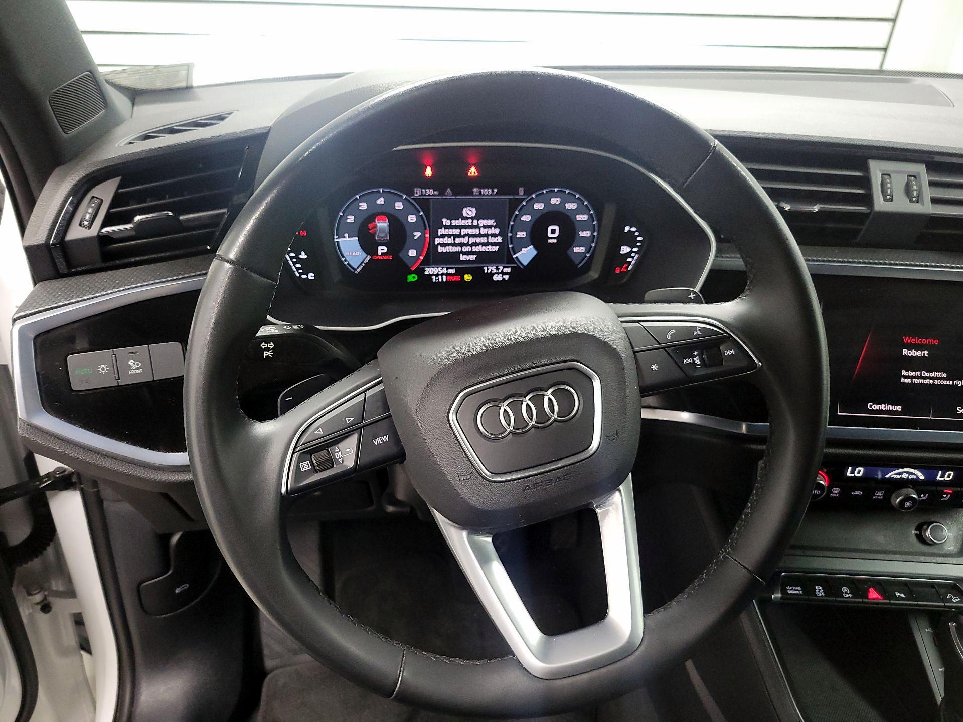 Thumbnail: 2023 Audi Q3 - 10