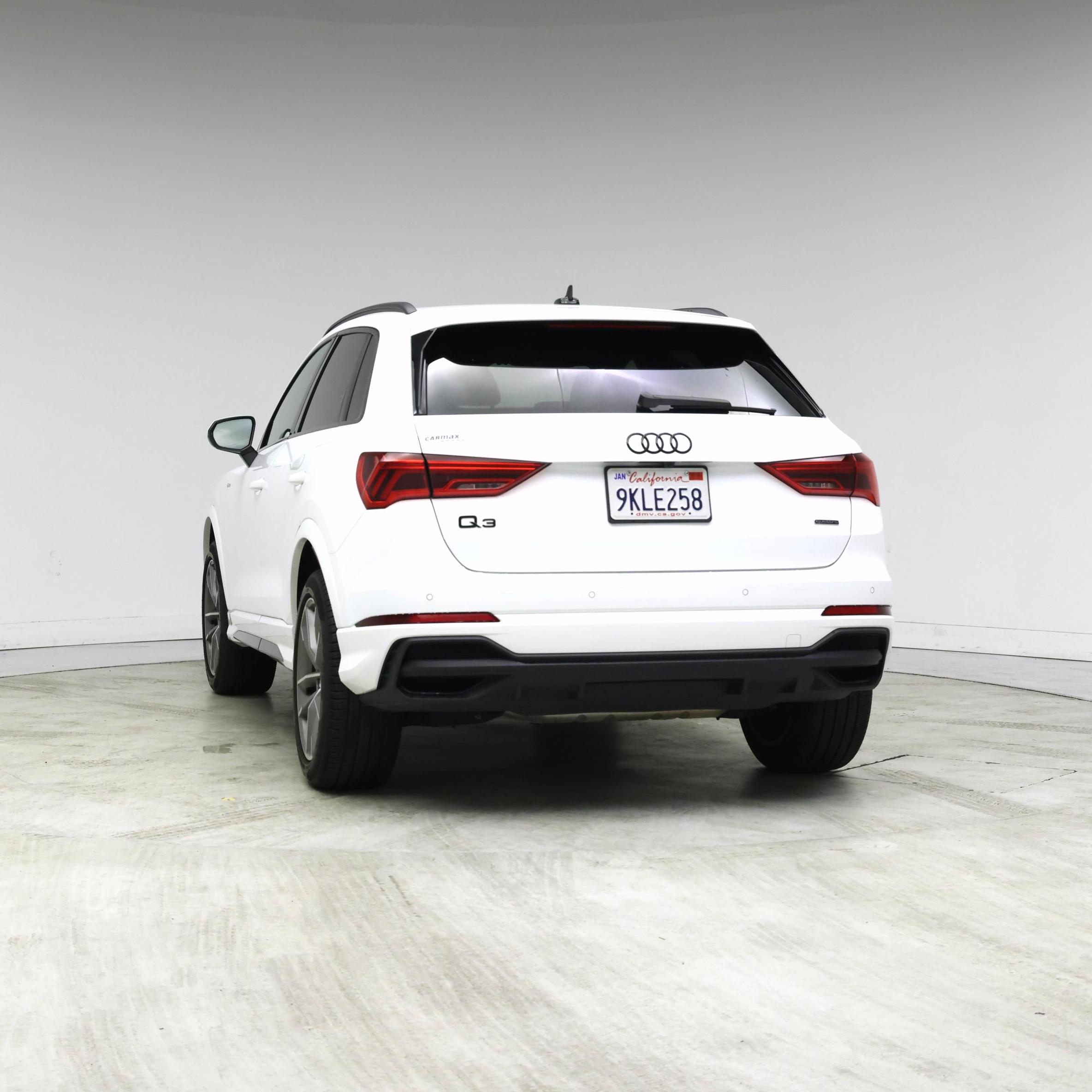 Thumbnail: 2023 Audi Q3 - 6