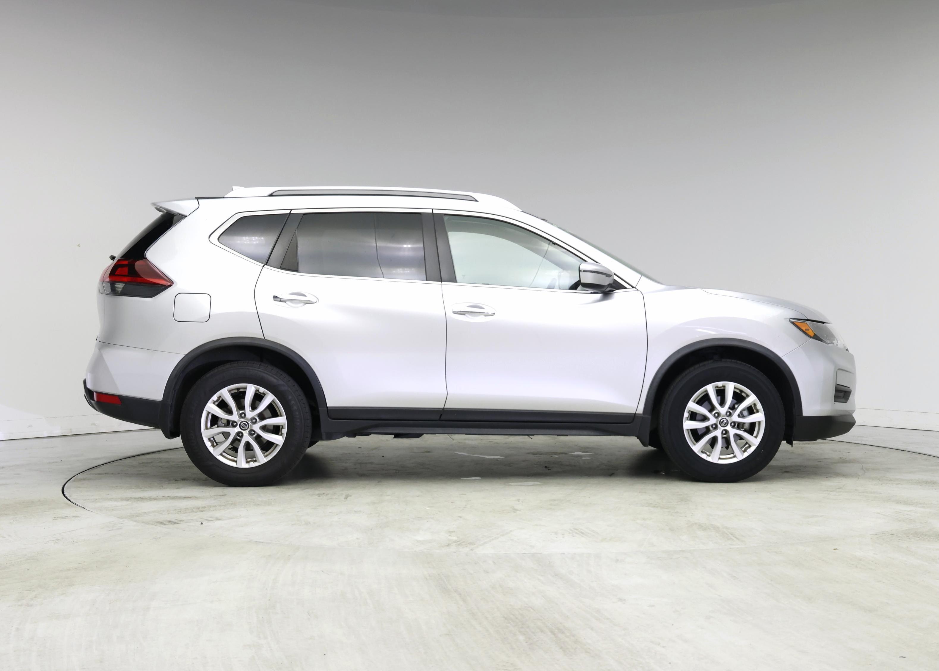 Thumbnail: 2020 Nissan Rogue - 7